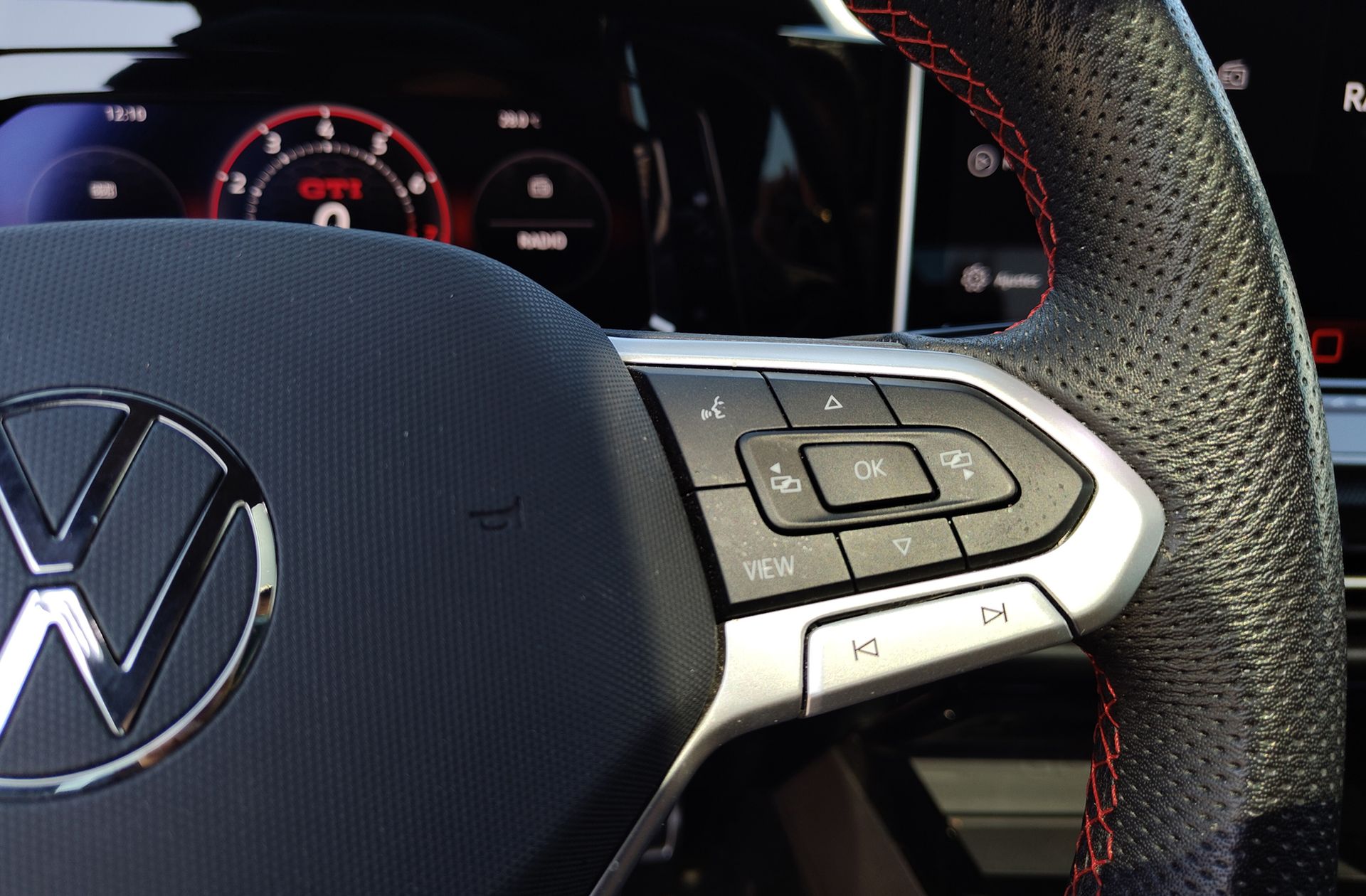 Volkswagen Golf GTI Clubsport 2.0 TSI DSG - foto 26