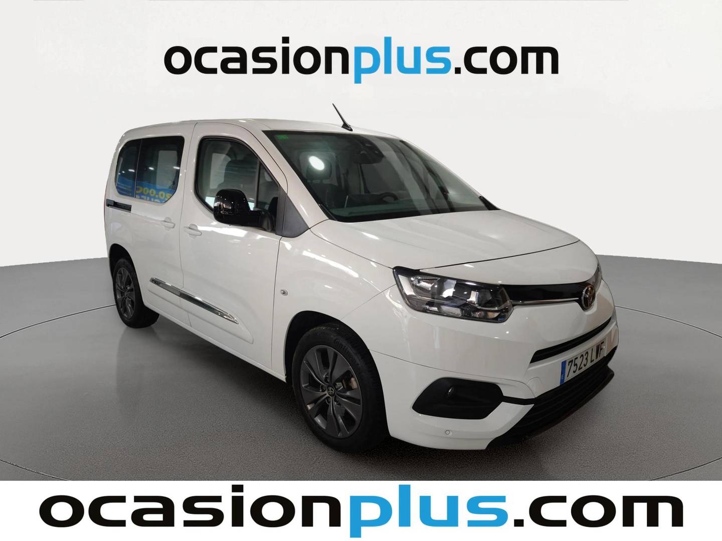 Foto delantera Toyota Proace City Verso Toyota Proace City Verso 1.5D Family Active L1 (131 CV) derecha