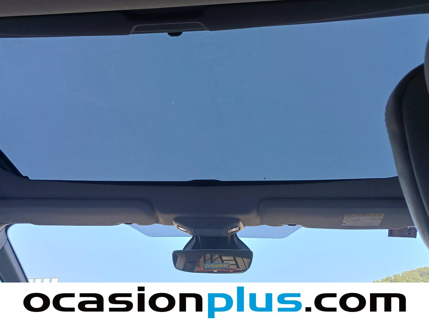 Extras y acabados del Renault Espace Renault Espace Initiale Paris Blue dCi (200 CV) EDC 7 Plazas