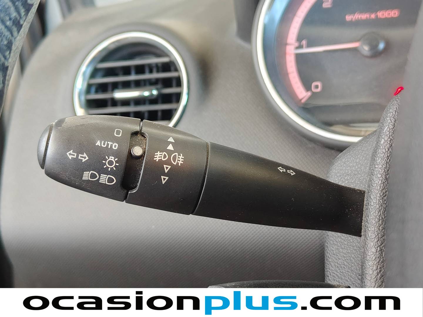Peugeot 308 Peugeot 308 1.6 e-HDI Active FAP (112 CV) seminuevo