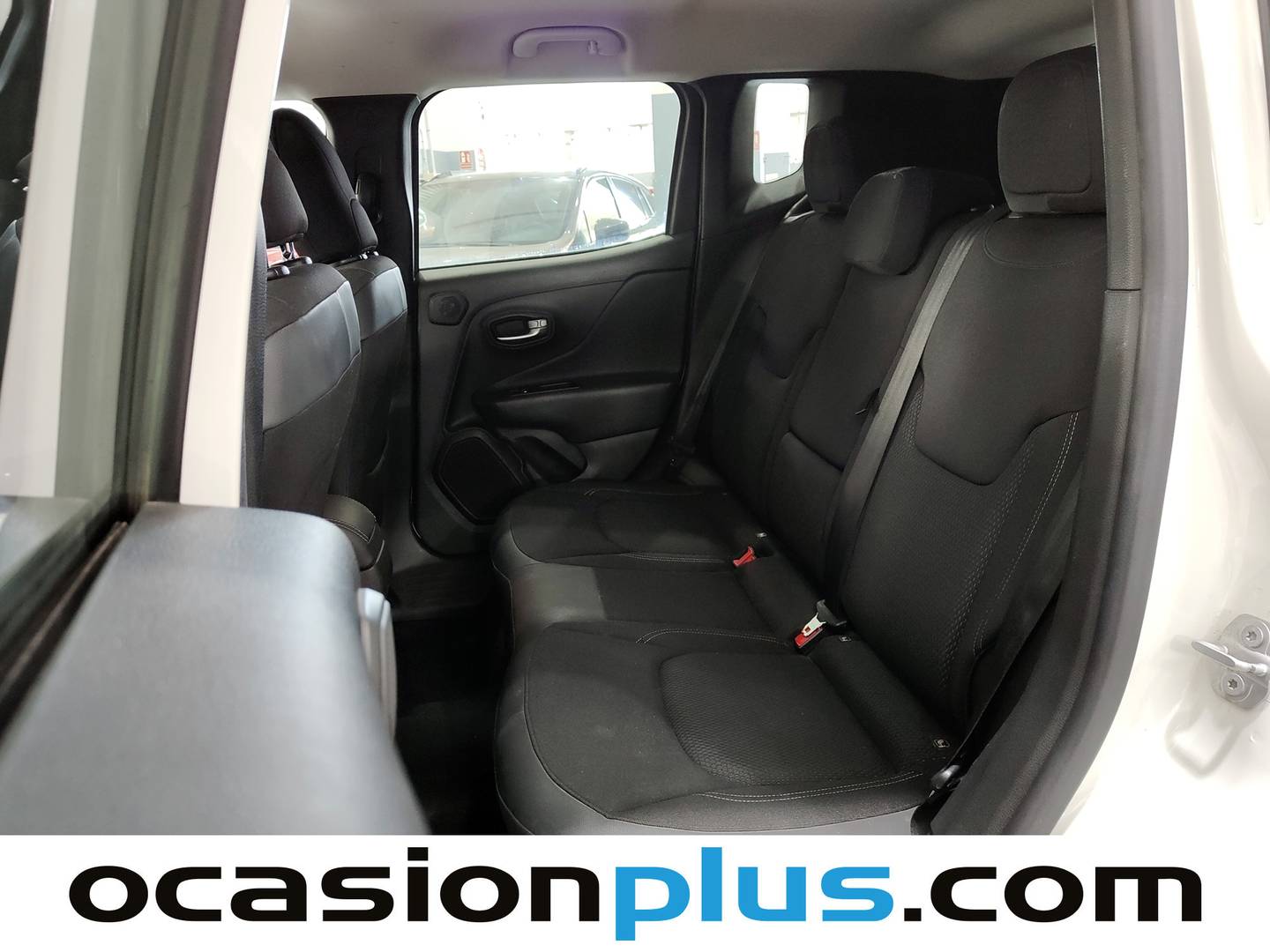 Foto asientos traseros Jeep Renegade Jeep Renegade 1.3 PHEV S AWD AT (240 CV)
