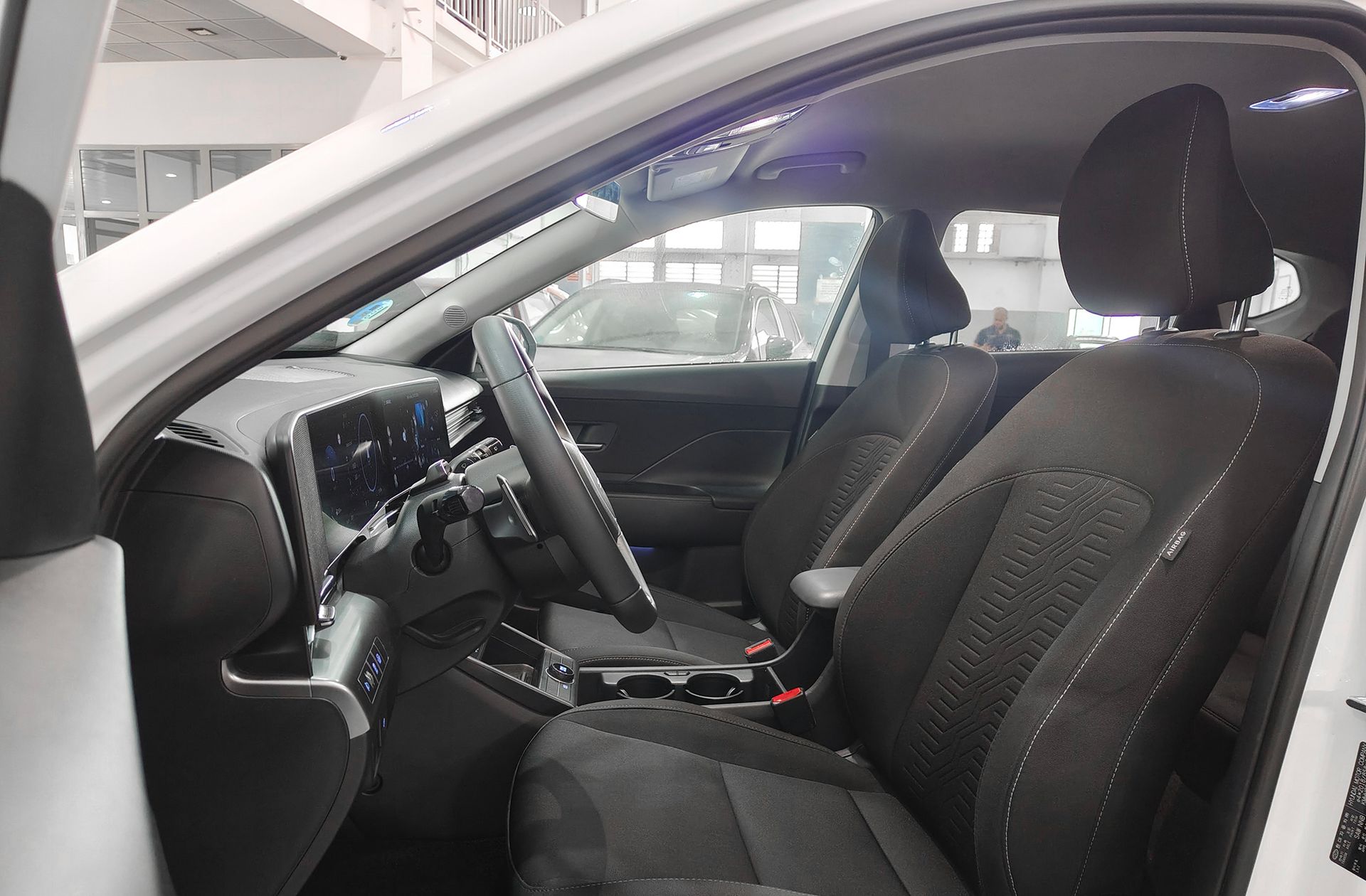 Hyundai Kona 1.6 GDI HEV Tecno DT - foto 11
