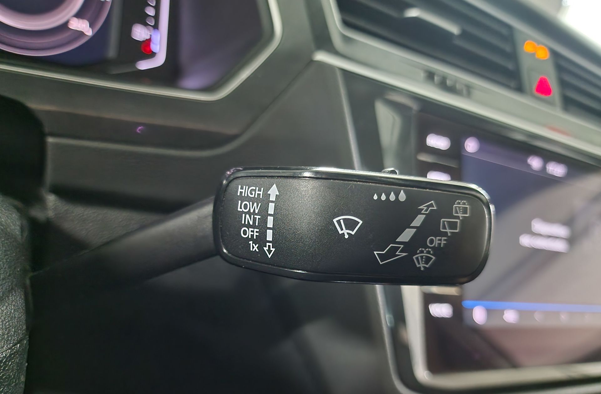 Volkswagen Tiguan Sport 2.0 TDI DSG - foto 33