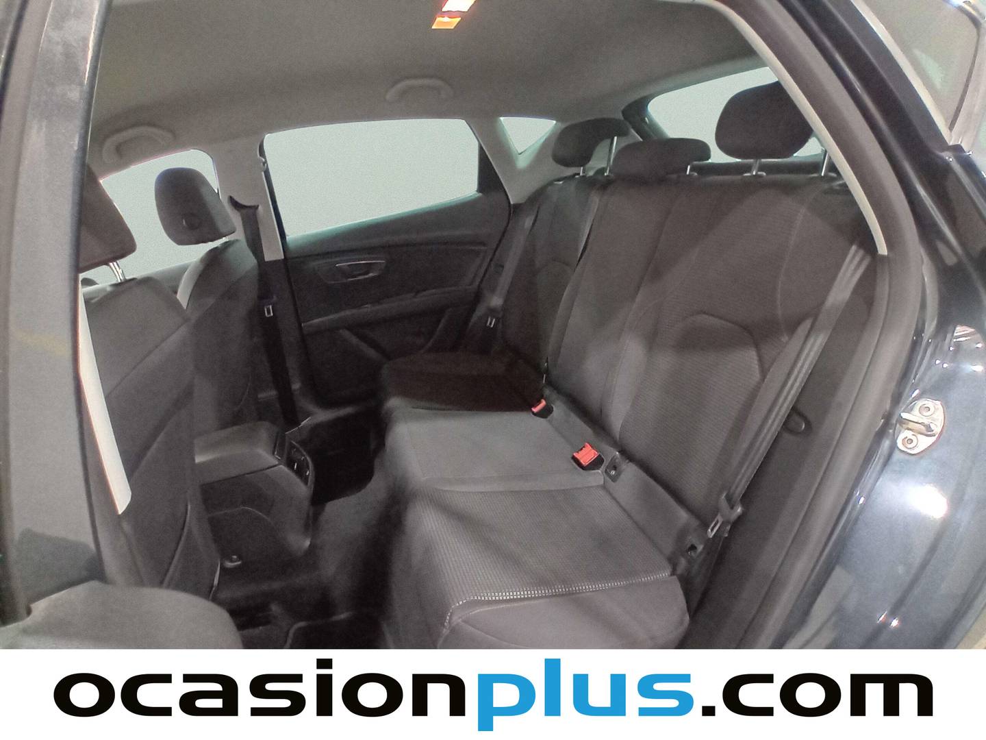 Foto asientos traseros Seat León Seat León 2.0 TSI S&S FR DSG (190 CV)