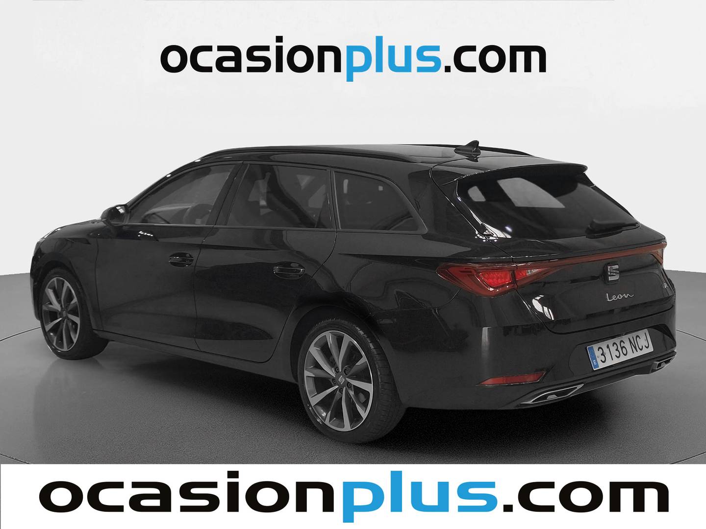 Foto delantera Seat León Seat León ST 1.5 TSI S&S FR Special Edition (150 CV) derecha