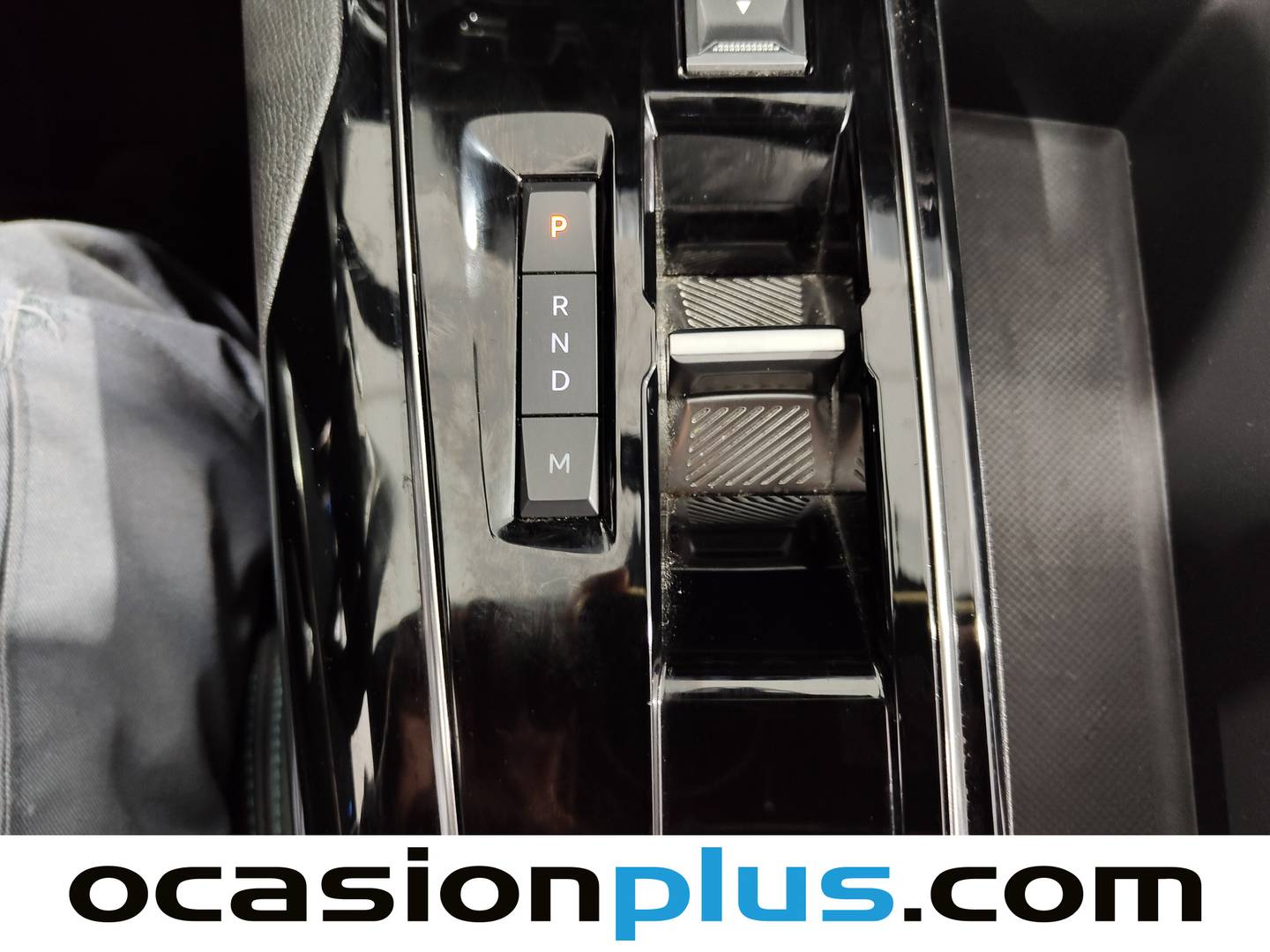 Foto Peugeot 5008 Peugeot 5008 PureTech 130 S&S Allure Pack EAT8 (130 CV) 7 Plazas