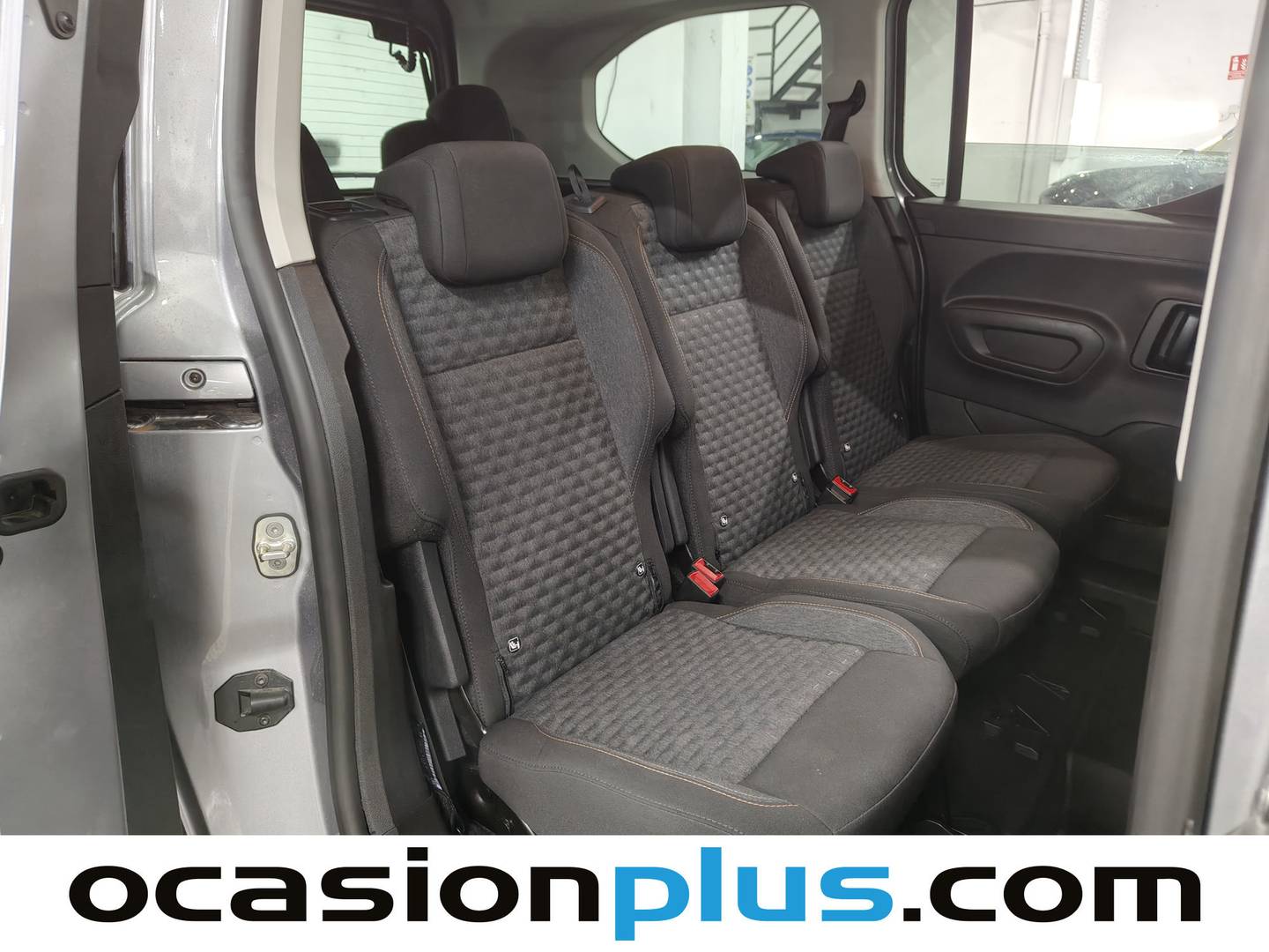 Foto Peugeot Rifter Peugeot Rifter BlueHDi 130 GT Long EAT8 (130 CV) 7 Plazas