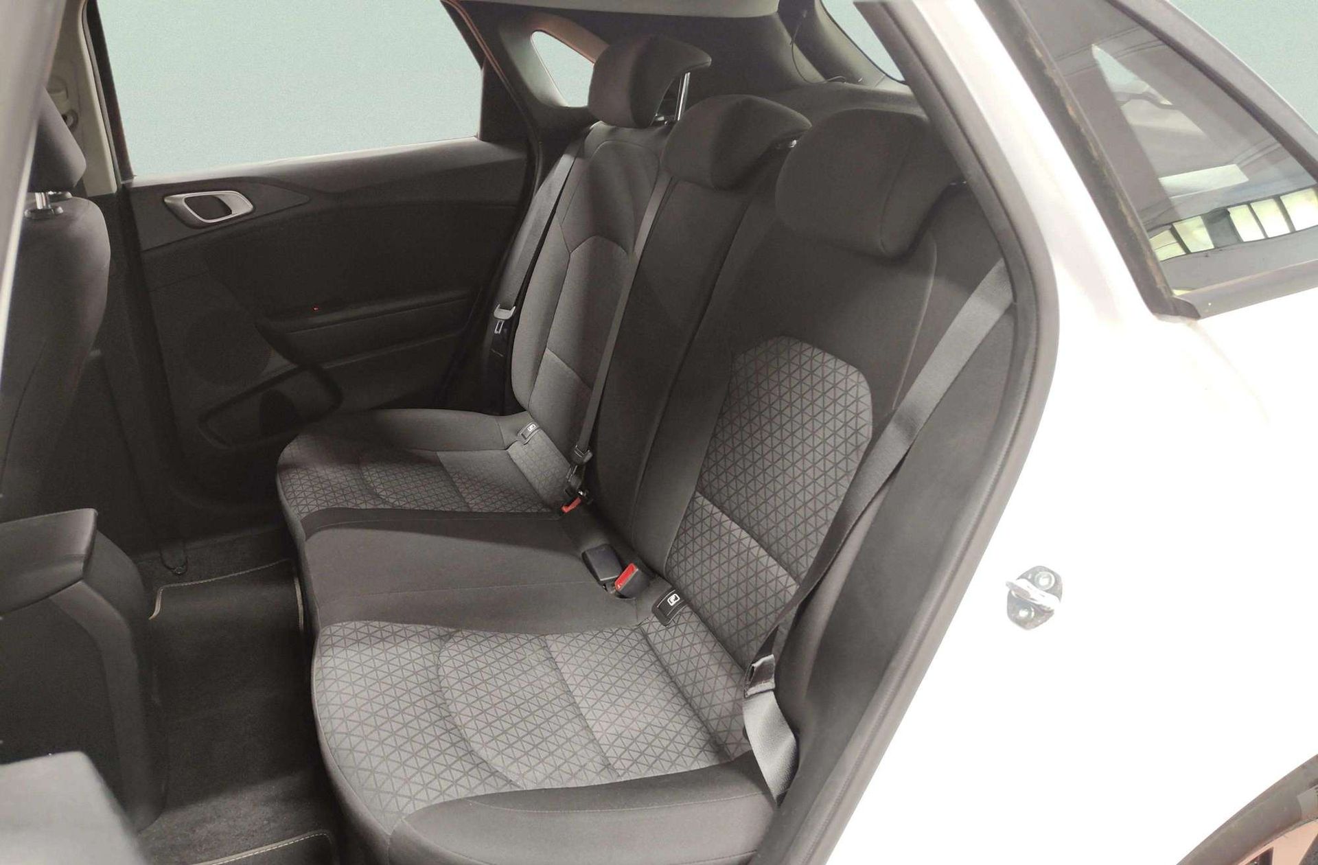 Kia Ceed 1.0 T-GDi Concept - foto 12