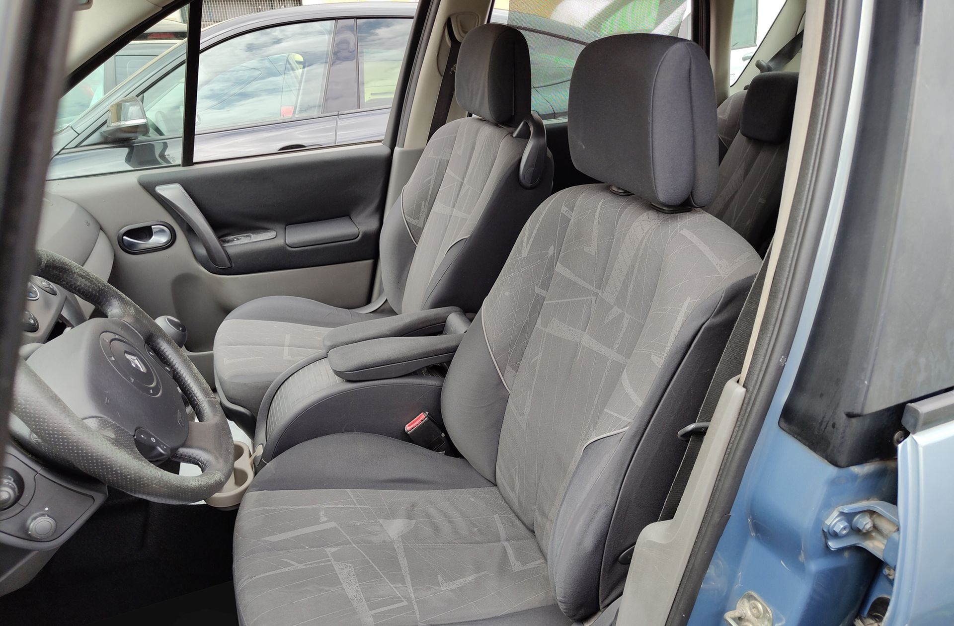 Renault Scénic 1.9 dCi Luxe Dynamique - foto 10