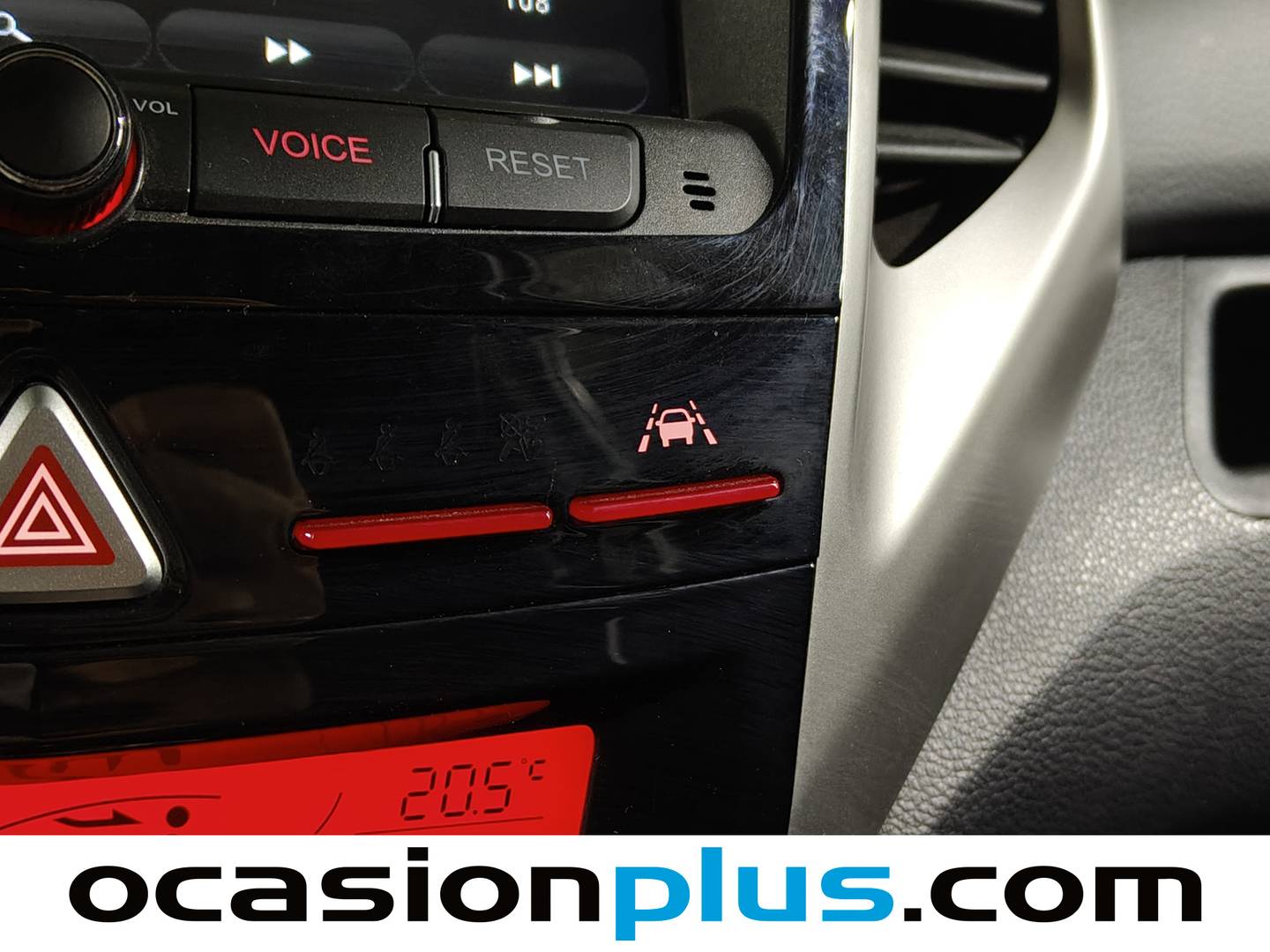 Foto SsangYong Tivoli Ssangyong Tivoli G16 GLP Limited 4x2 (128 CV)