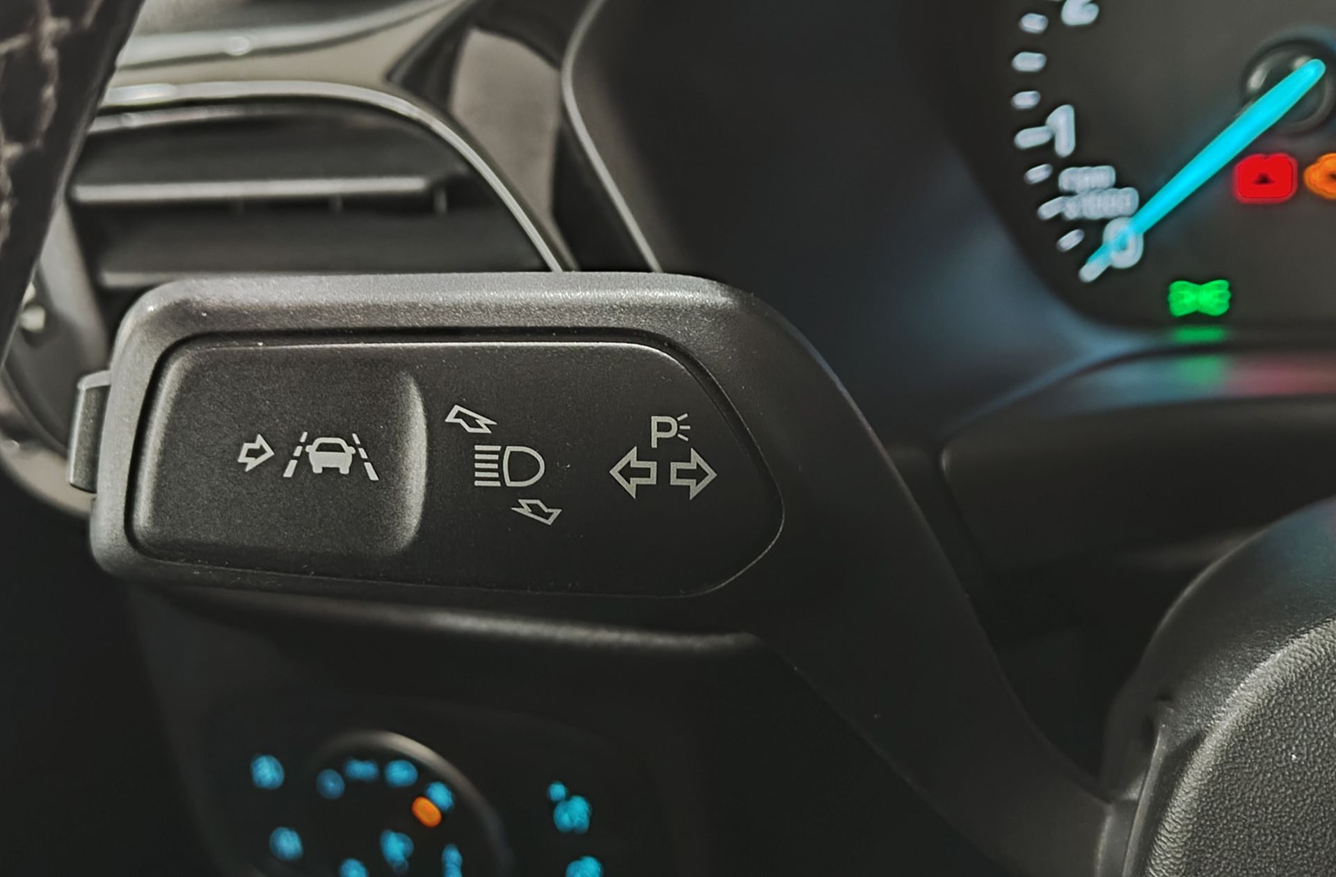 Ford Fiesta 1.0 EcoBoost Trend+ - foto 21