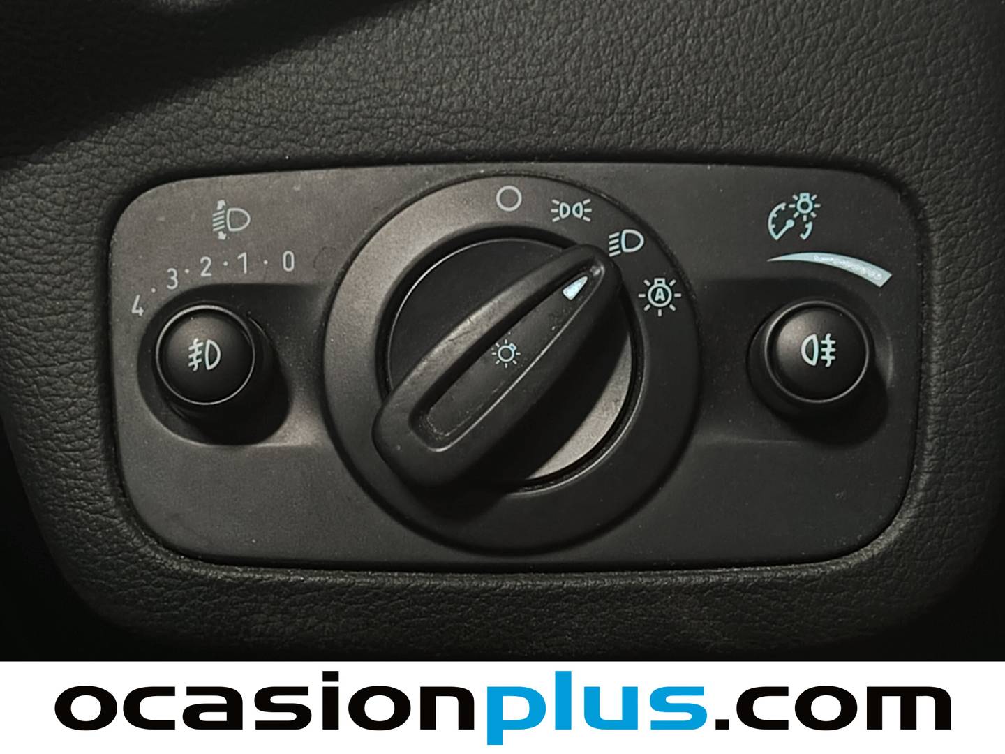Acabados Ford C-Max Ford C-Max 1.0 EcoBoost S&S Titanium (125 CV)