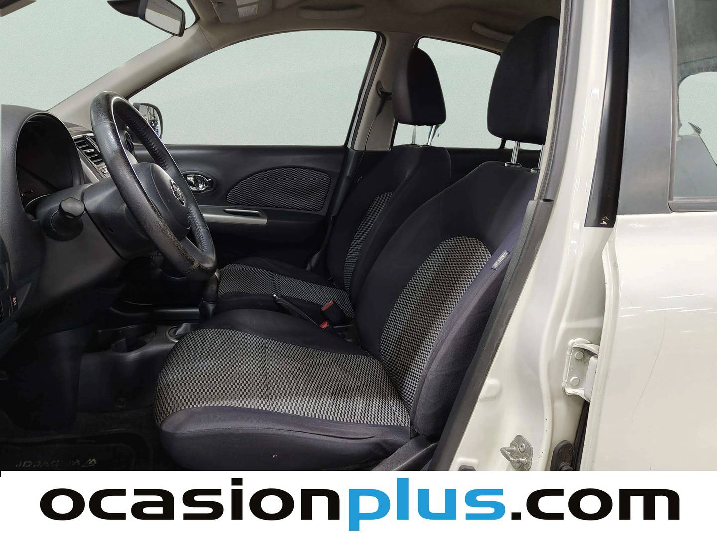 Foto asientos delanteros Nissan Micra Nissan Micra 1.2G Acenta  (80 CV)