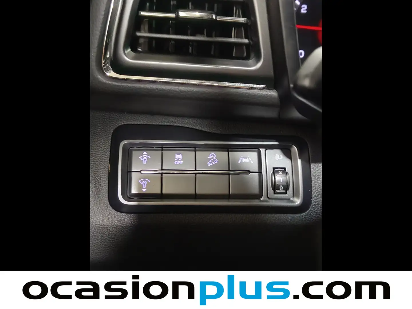 Foto SsangYong Tivoli Ssangyong Tivoli G12T Urban Plus (128 CV)