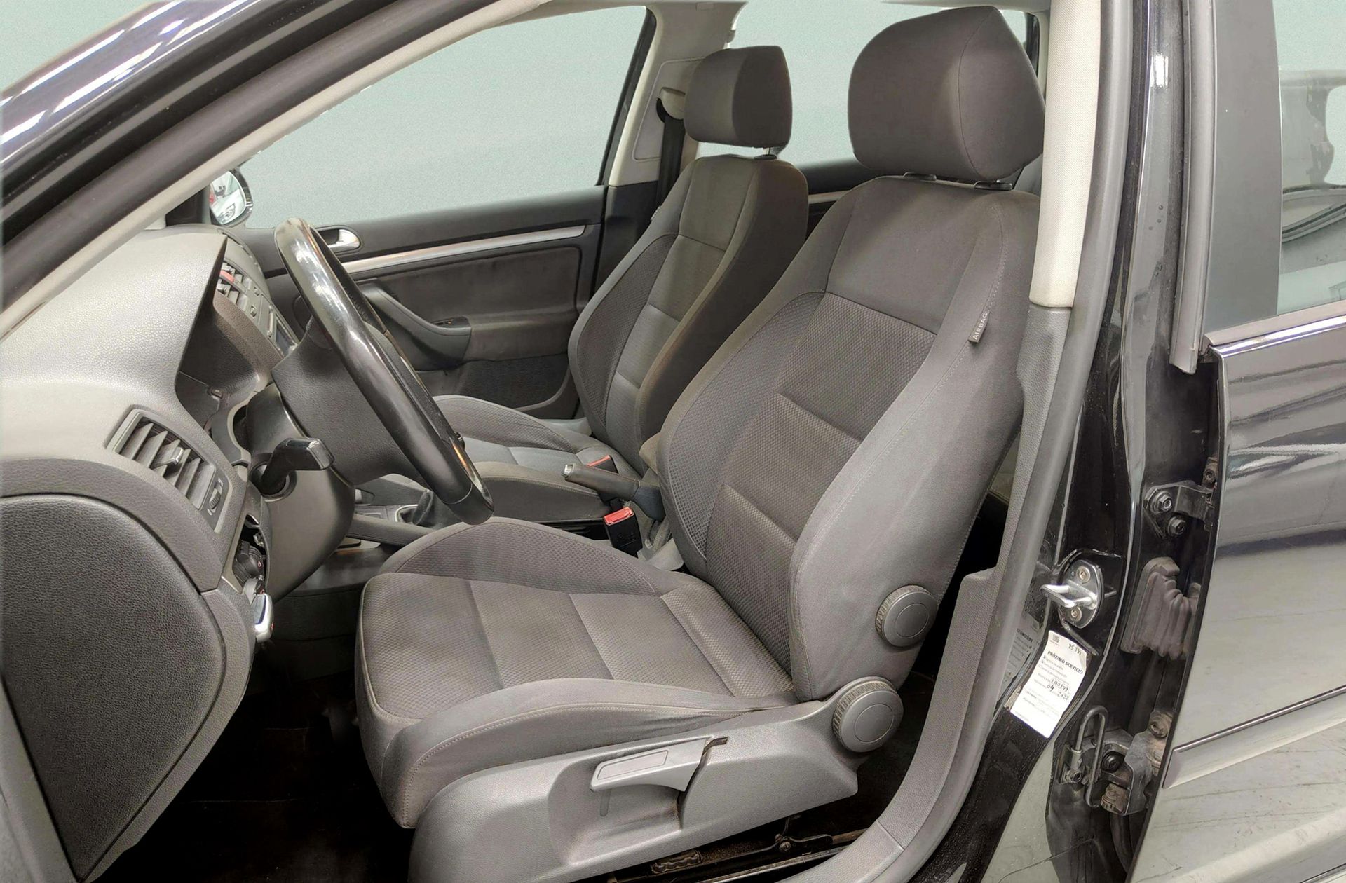 Volkswagen Golf Sportline 1.6 FSI - foto 8
