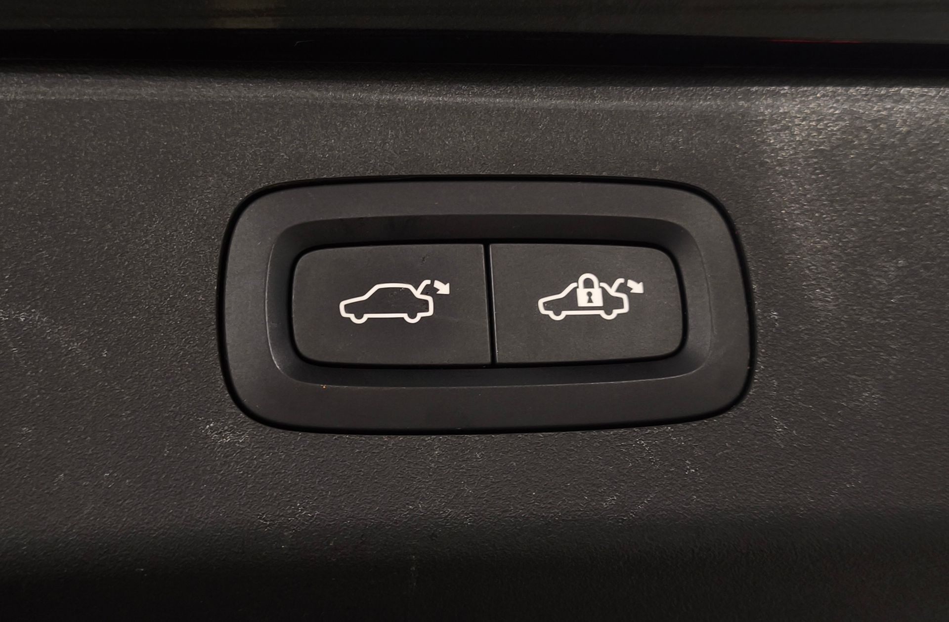 Lynk & Co 01 1.5 PHEV - foto 21