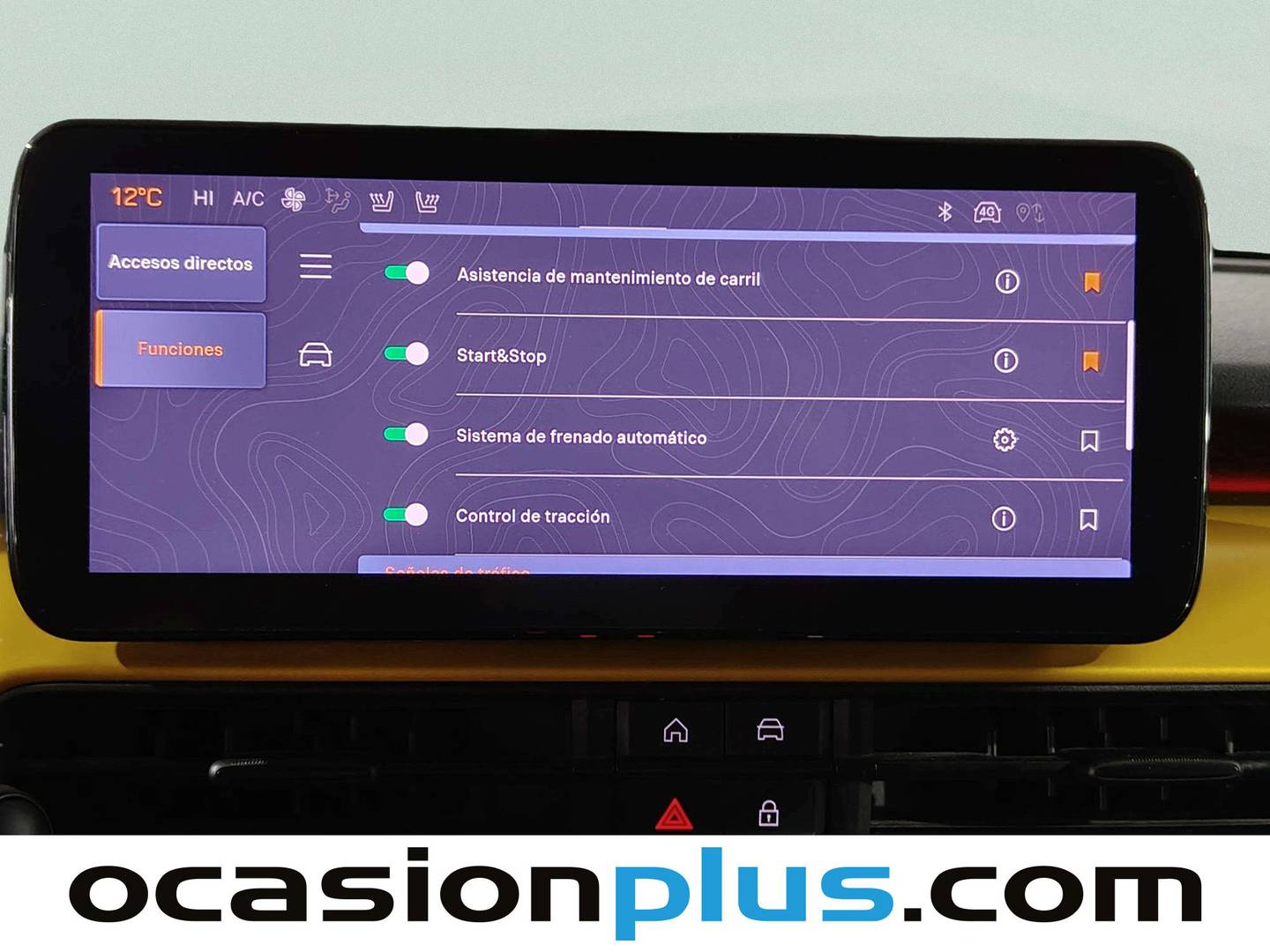 Foto Jeep Avenger Jeep Avenger 1.2 G Summit (100 CV)