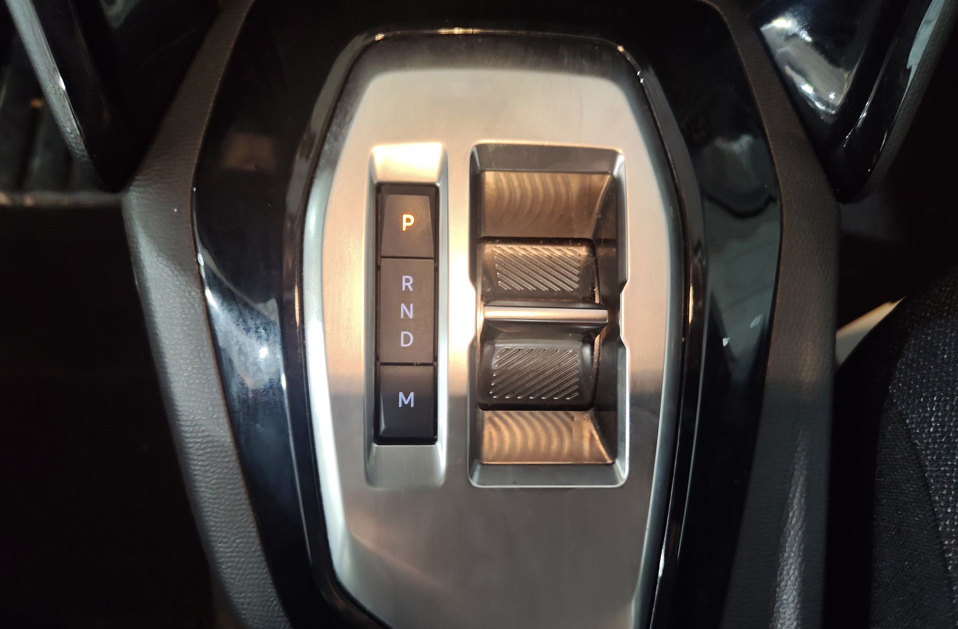 Peugeot 208 Style Hybrid 110 eDCS6 - foto 5