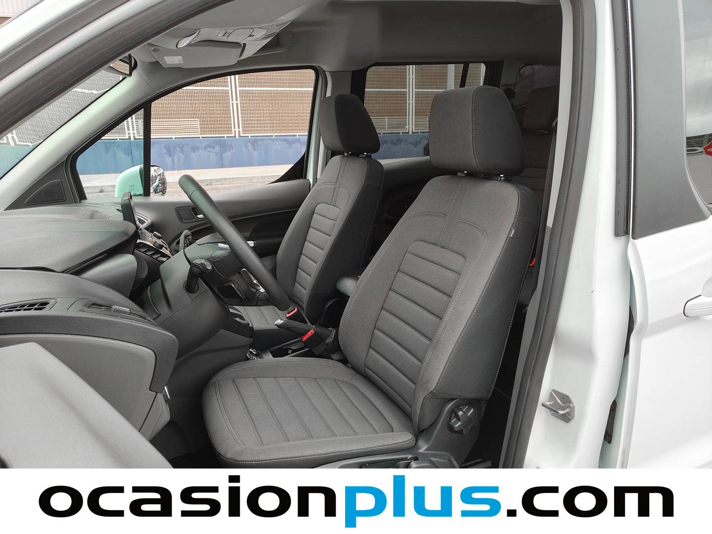 Foto asientos delanteros Ford Tourneo Connect Ford Tourneo Connect Connect 1.5 TDCI S&S Titanium Auto (120 CV)