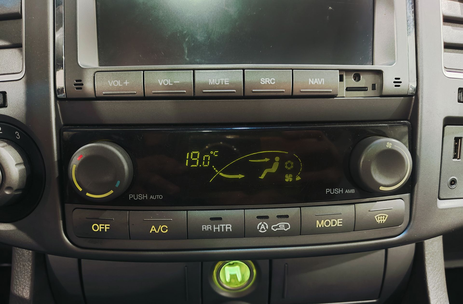 SsangYong Rodius 270 Xdi Limited 7 plazas - foto 27