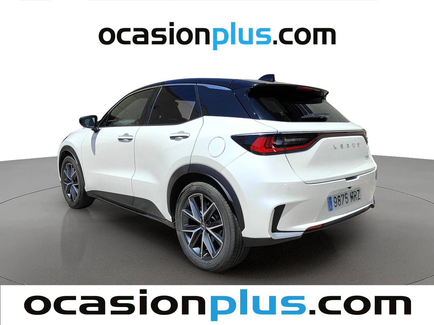 Foto trasera Lexus LBX Lexus LBX 1.5 HEV Emotion+  (136 CV) izquierda