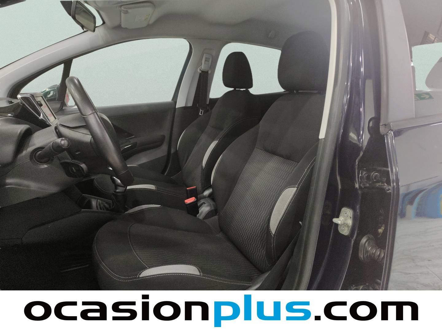 Foto Peugeot 208 Peugeot 208 HDi 68 Style  (68 CV)