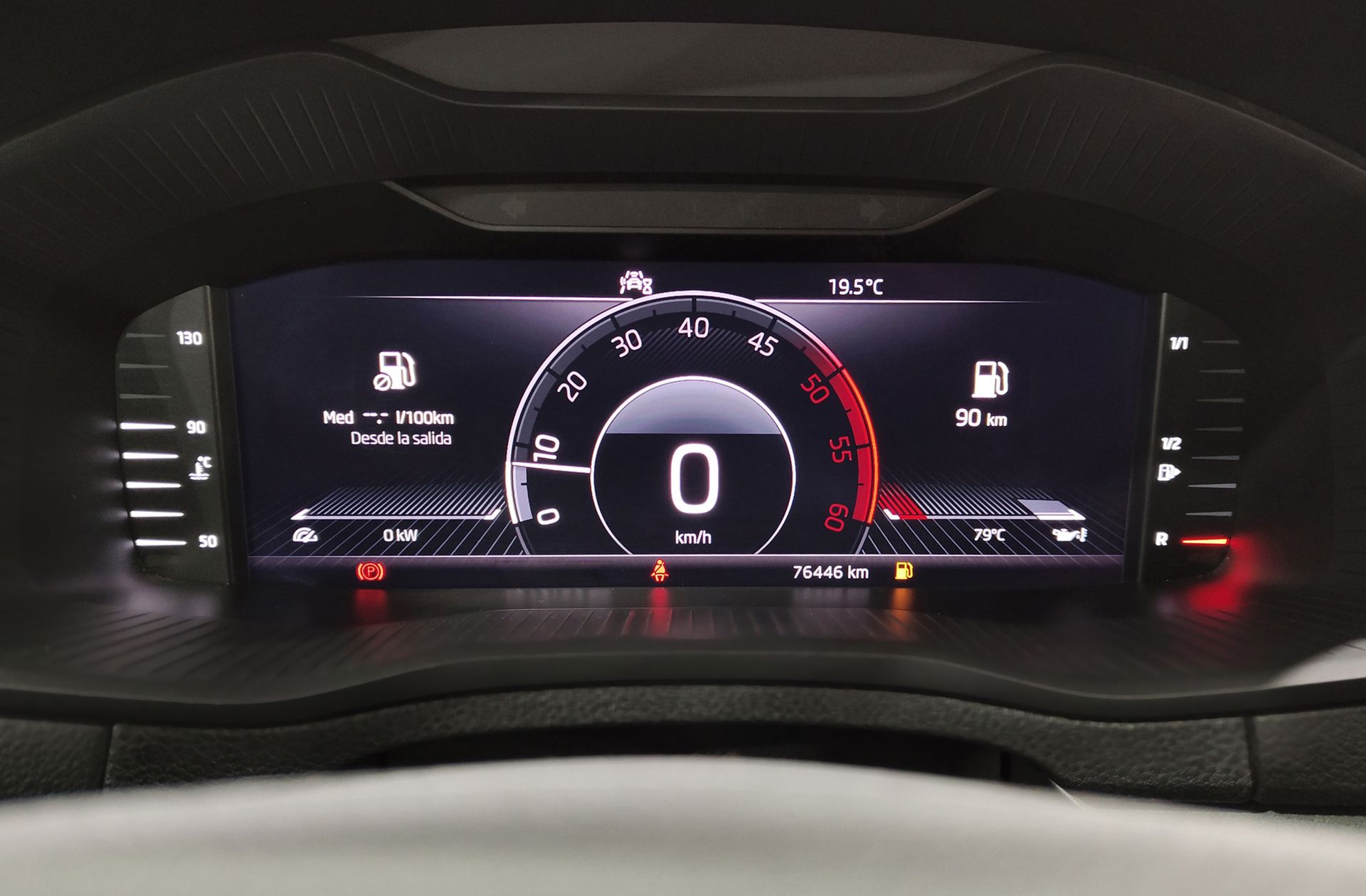 Škoda Karoq 1.6 TDI Ambition - foto 25