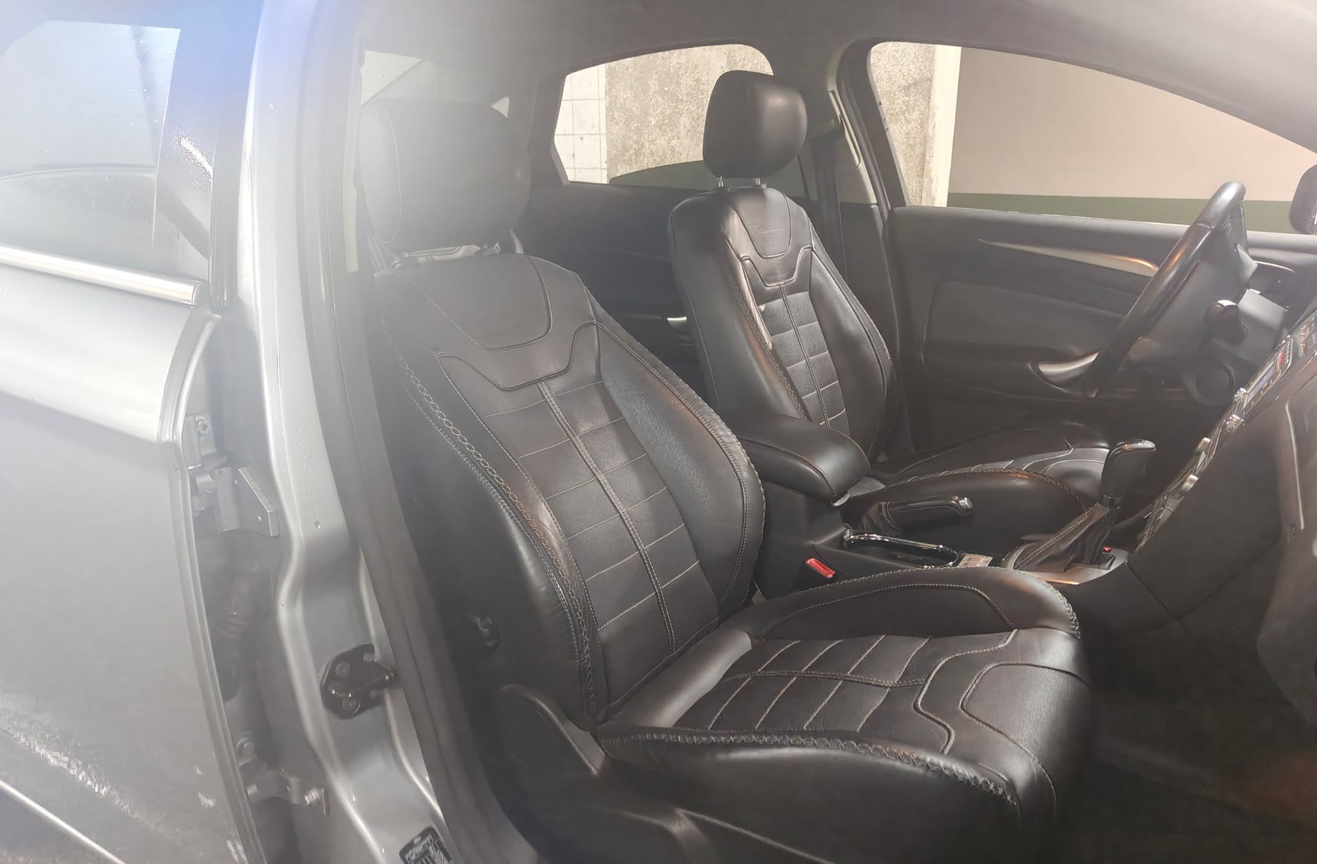 Ford Mondeo 2.0 TDCi Titanium PowerShift - foto 16
