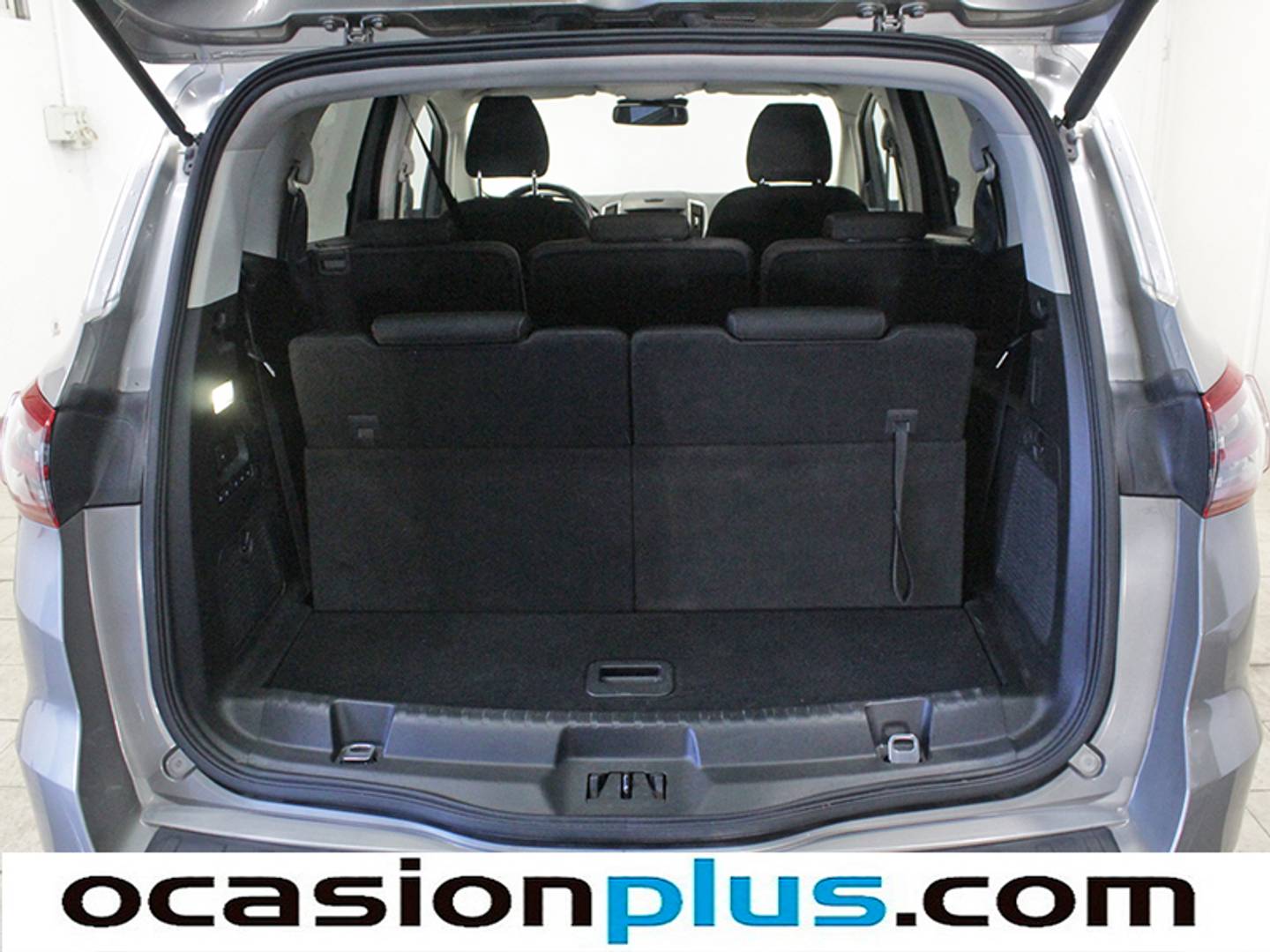 Foto Ford S-MAX Ford S-Max 2.0 TDCI Titanium PowerShift AUTO (150 CV) 7 PLAZAS