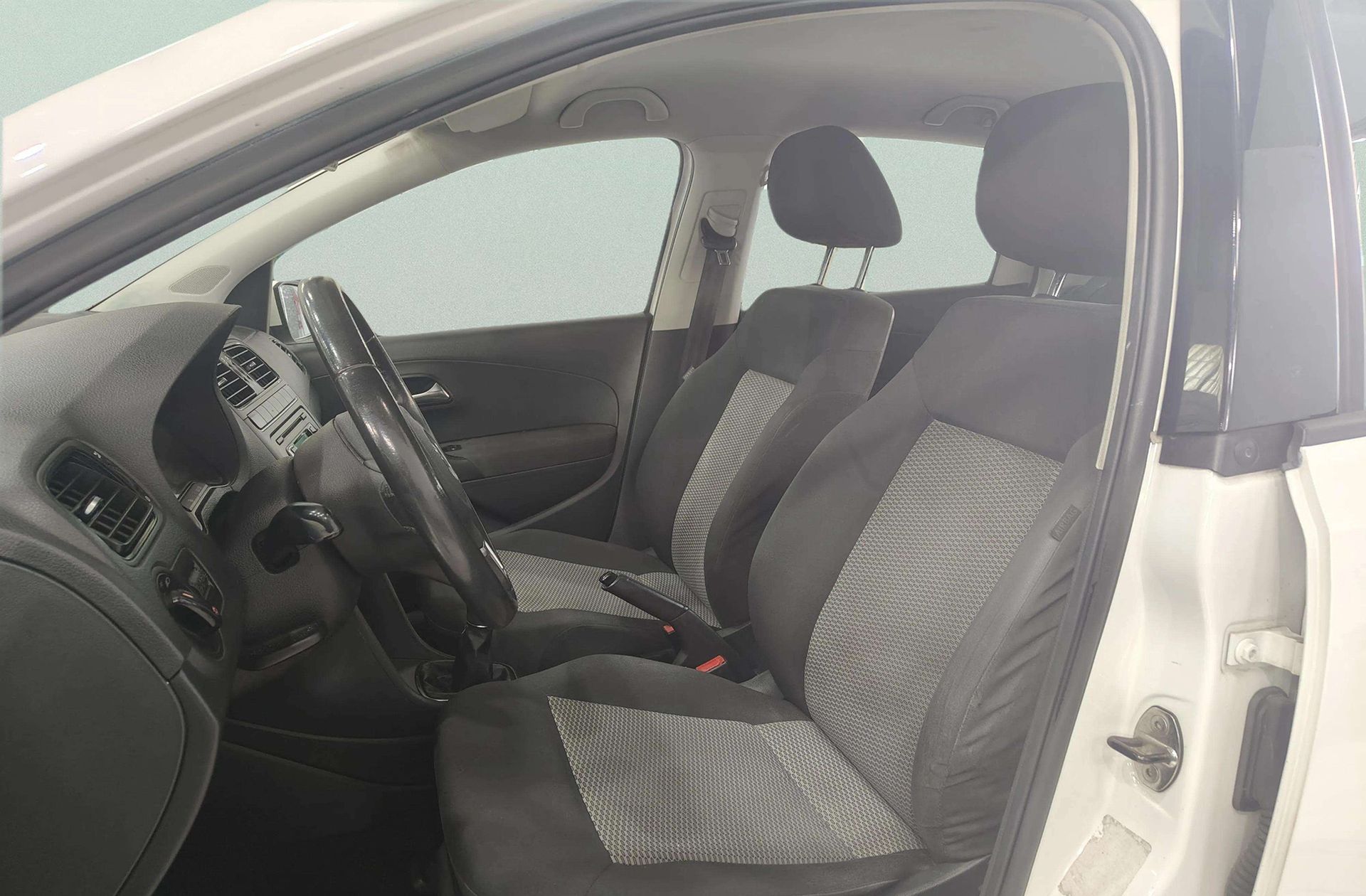 Volkswagen Polo Advance 1.2 TSI - foto 8