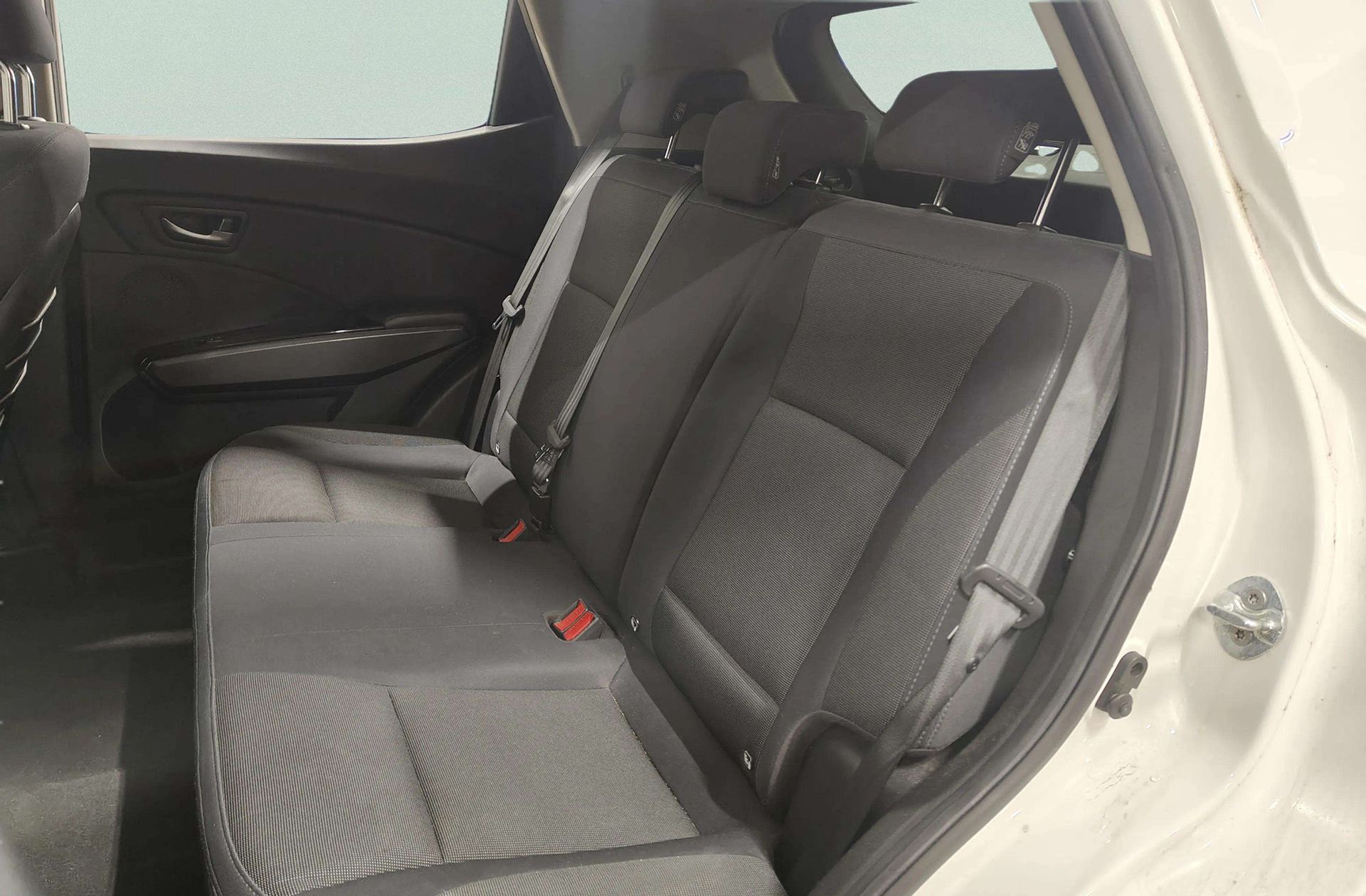 SsangYong Tivoli G12T Urban Plus - foto 12