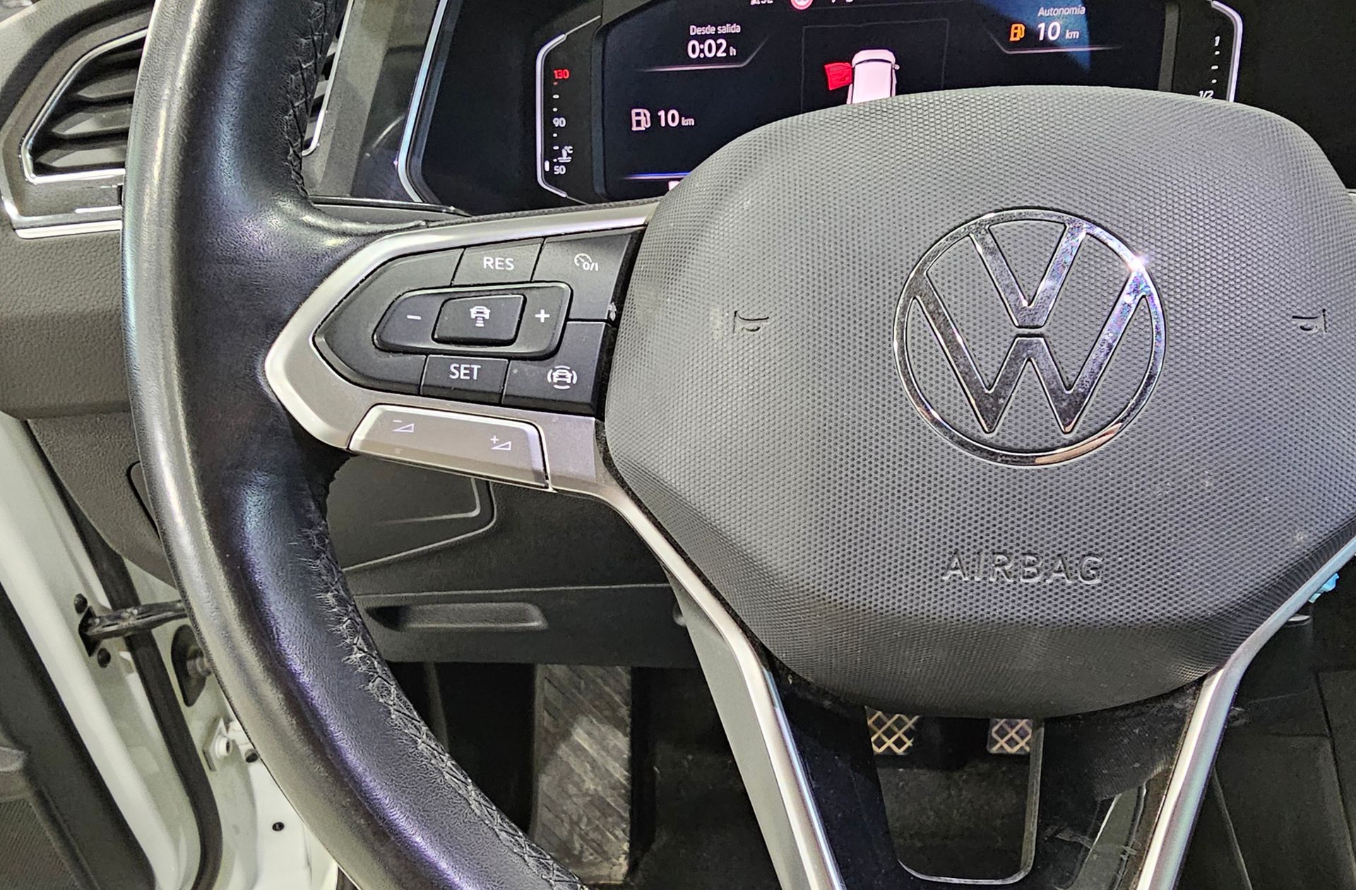 Volkswagen Tiguan Life 2.0 TDI DSG - foto 30