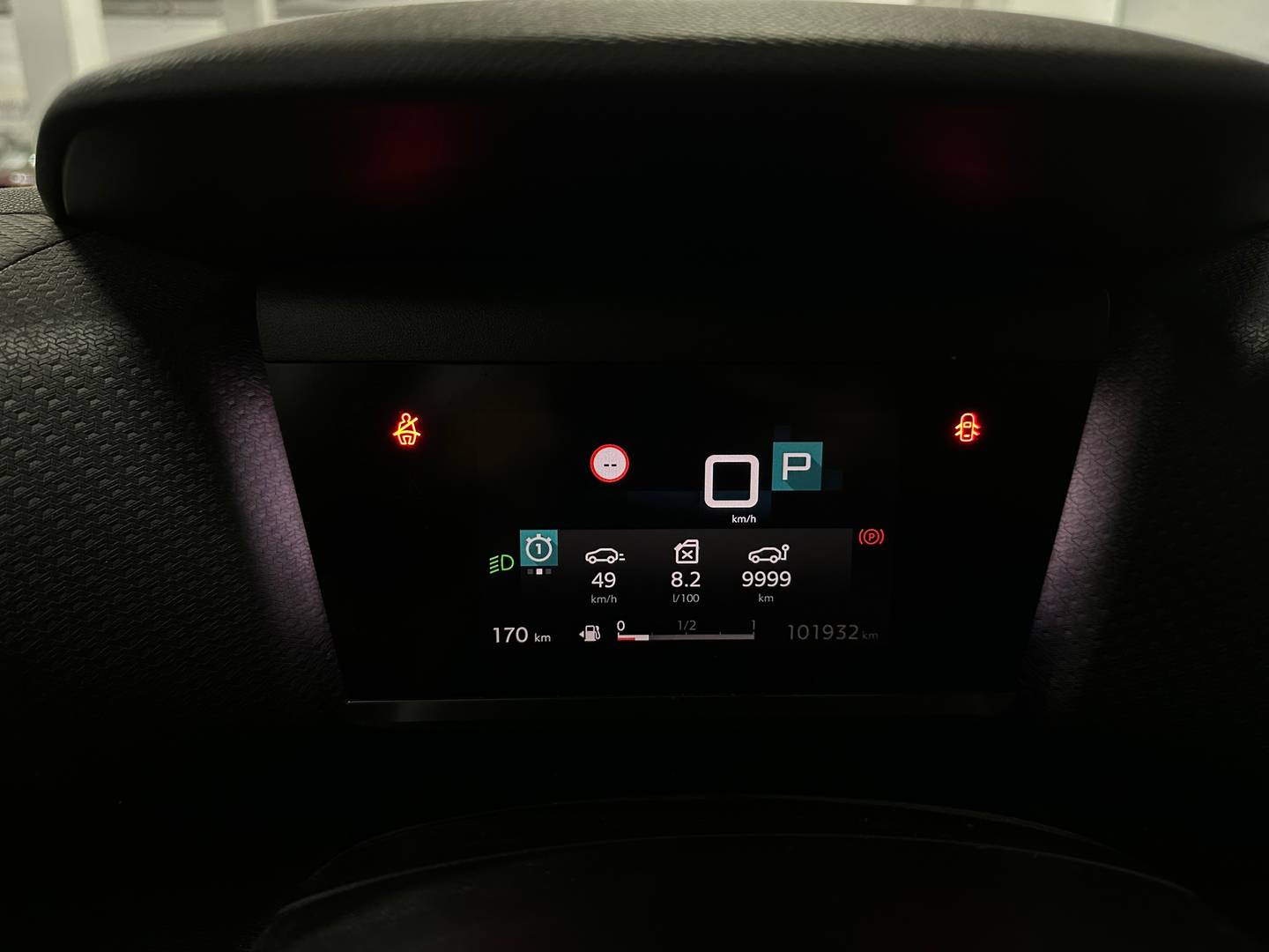 Foto Citroën C4 Citroen C4 BlueHDi 130 S&S Feel Pack EAT8 (130 CV)