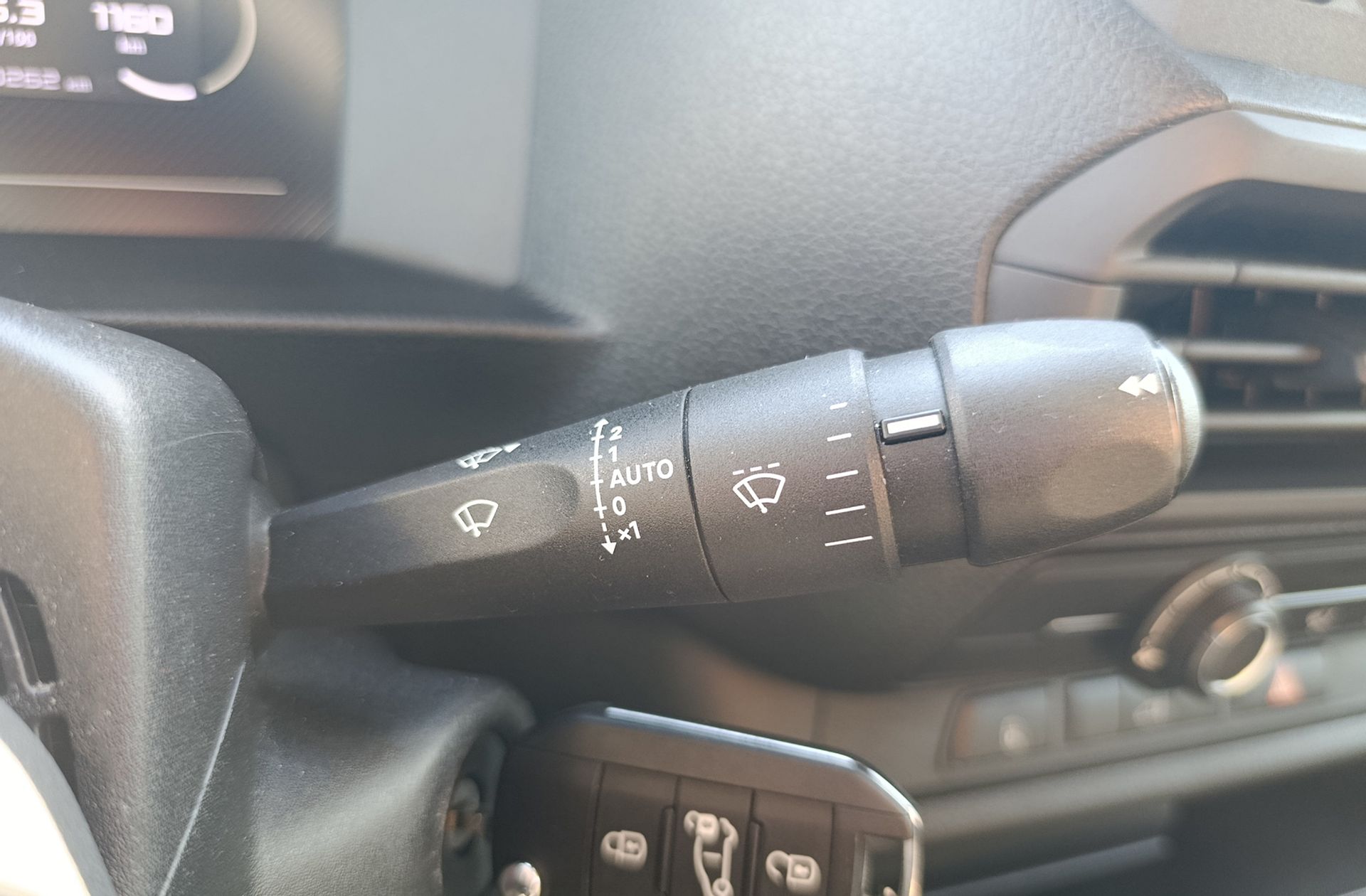 Peugeot Expert BlueHDi 120 Standard - foto 21