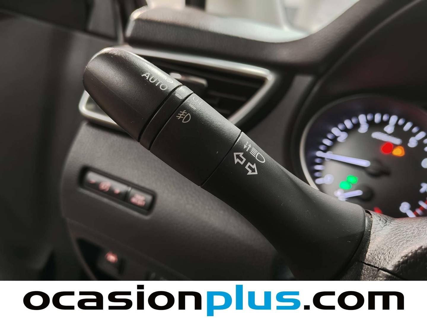 Foto Nissan QASHQAI Nissan Qashqai N-Connecta 4x2 DCT (160 CV)