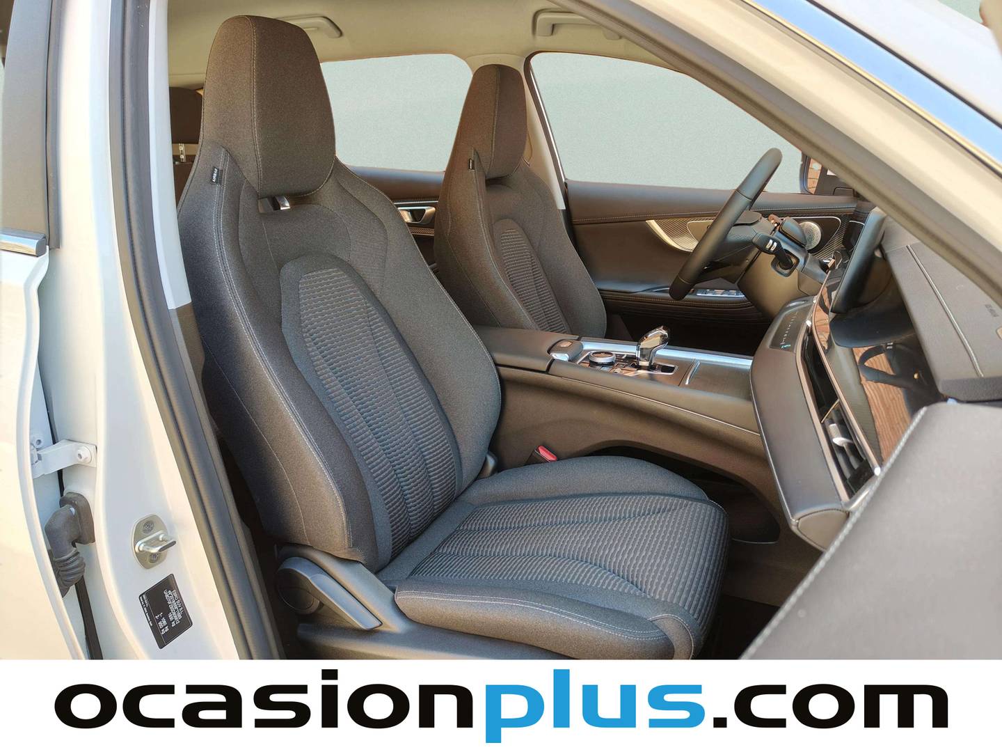 EBRO S700 EBRO S700 1.6 TGDI Comfort DCT (147 CV) 2025