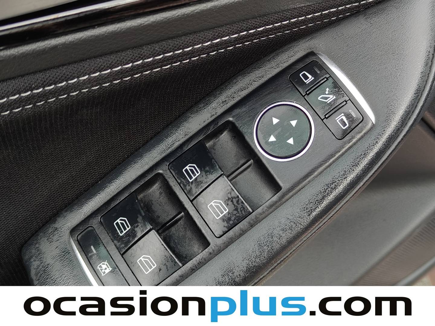 Foto Infiniti Q30 Infiniti Q30 1.6T Premium (122 CV)