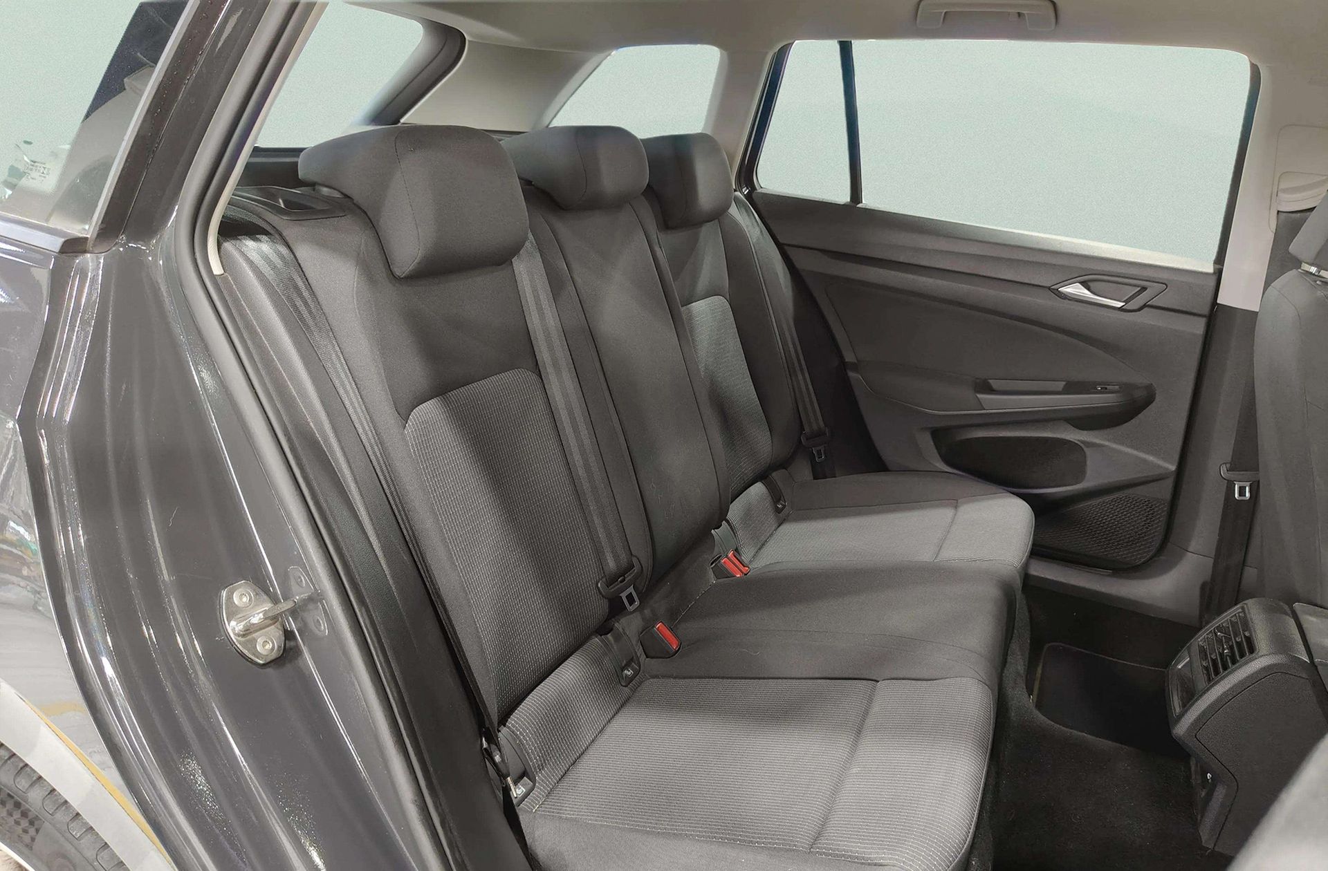 Volkswagen Golf Variant 1.0 TSI - foto 17