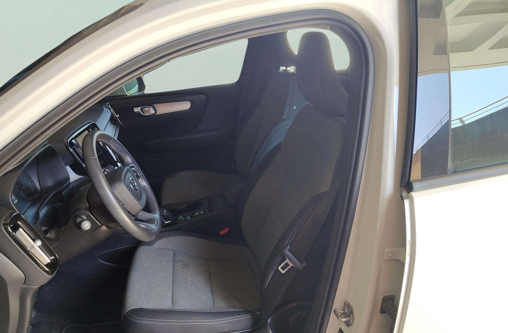 Volvo XC40 T2 Momentum Pro - foto 10