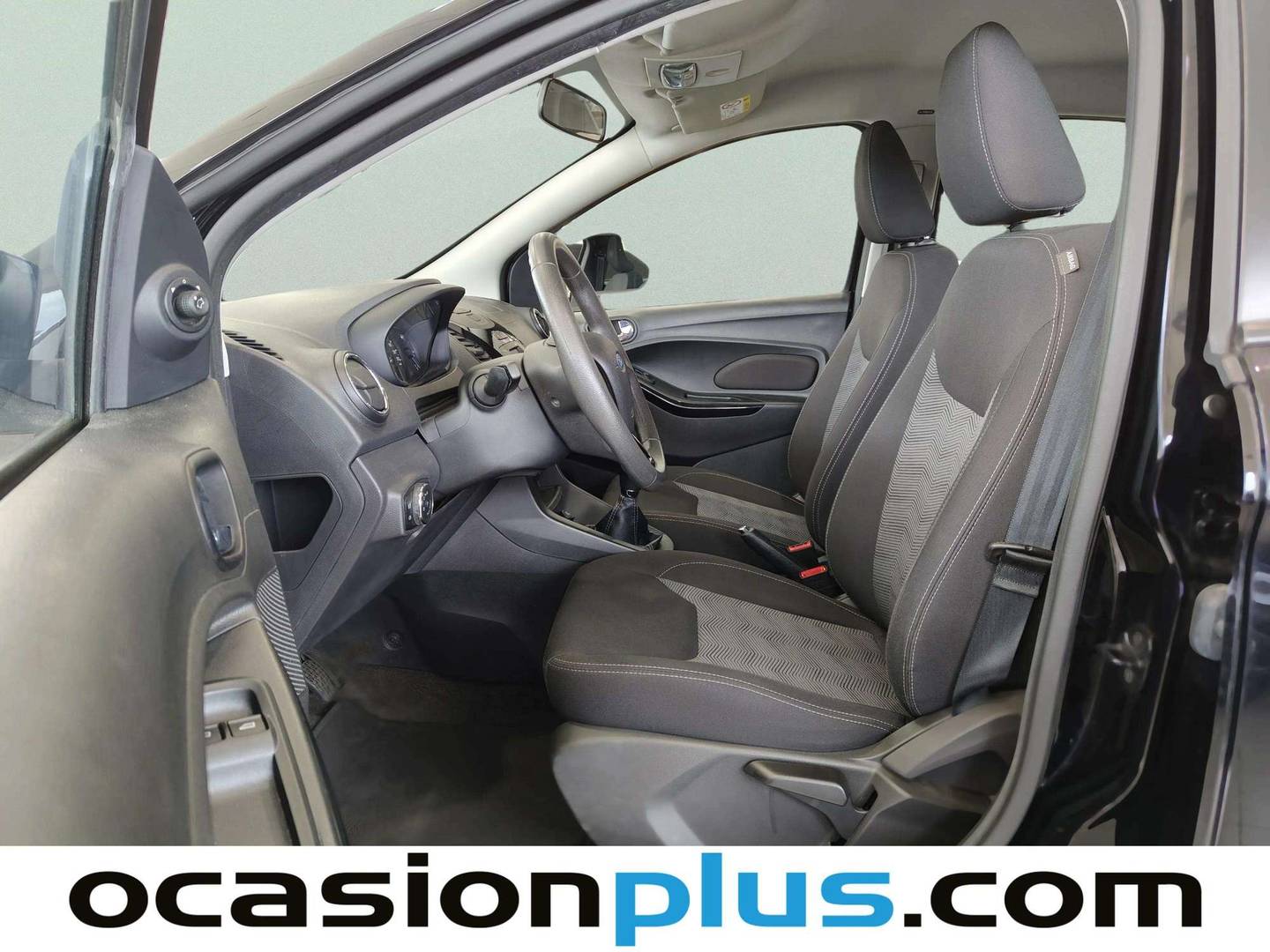 Foto asientos delanteros Ford Ka+ Ford Ka+ 1.2 Ti-VCT Essential (70 CV)