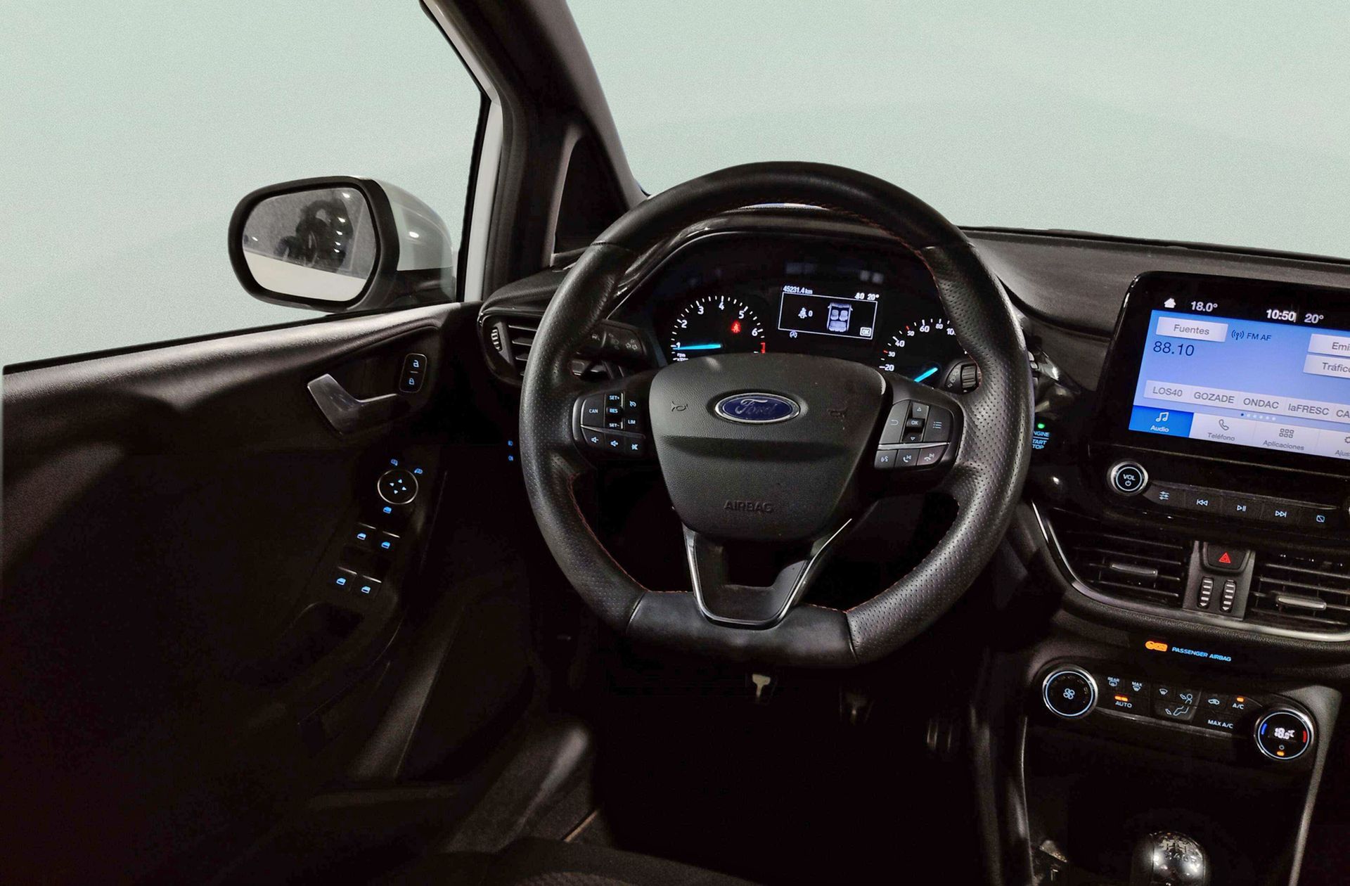 Ford Fiesta 1.0 EcoBoost MHEV ST-Line - foto 25