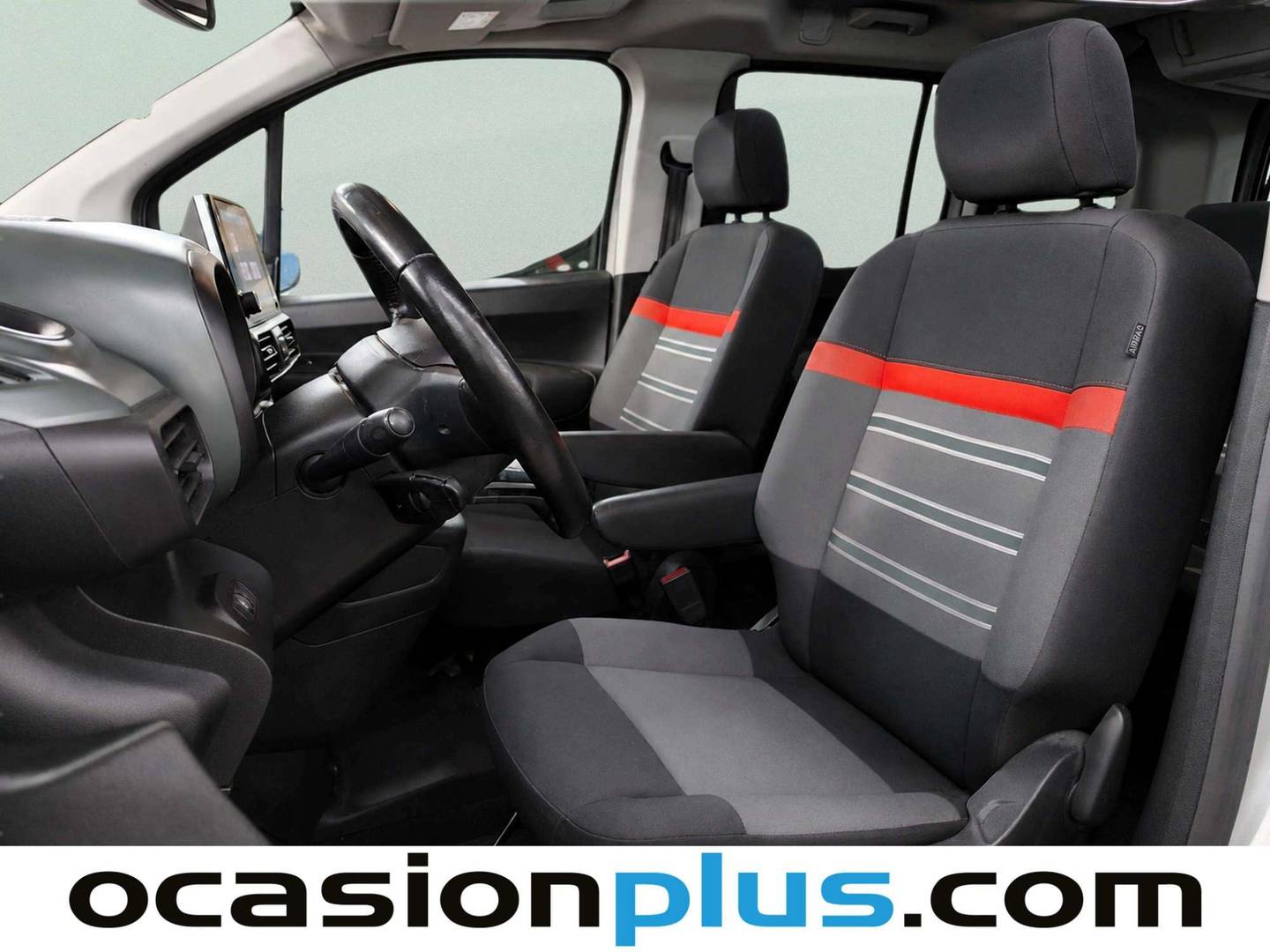 Foto asientos delanteros Citroën Berlingo Citroën Berlingo BlueHDi 130 S&S Talla M Shine (130 CV)