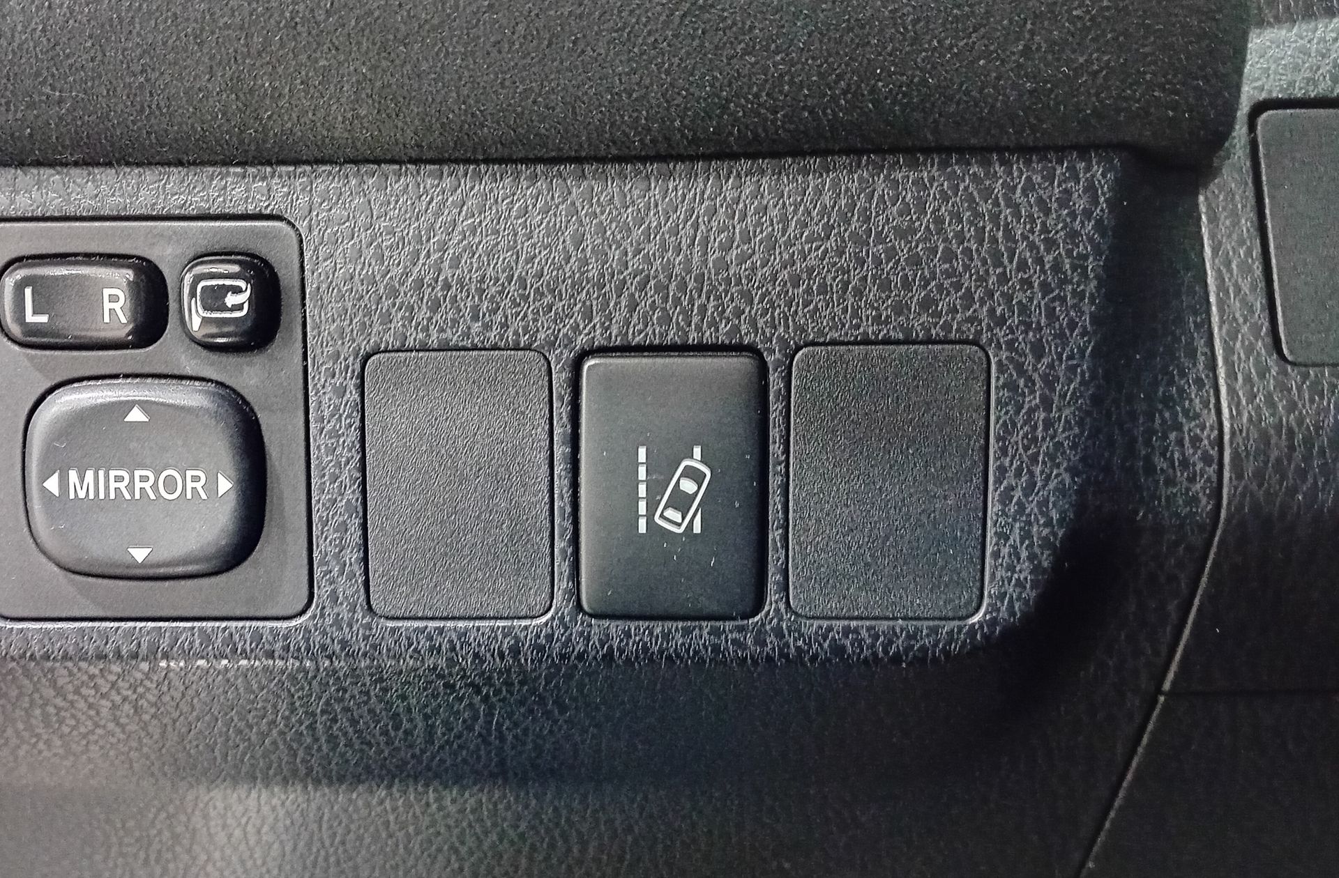 Toyota RAV4 2.5l hybrid Feel! 2WD - foto 27