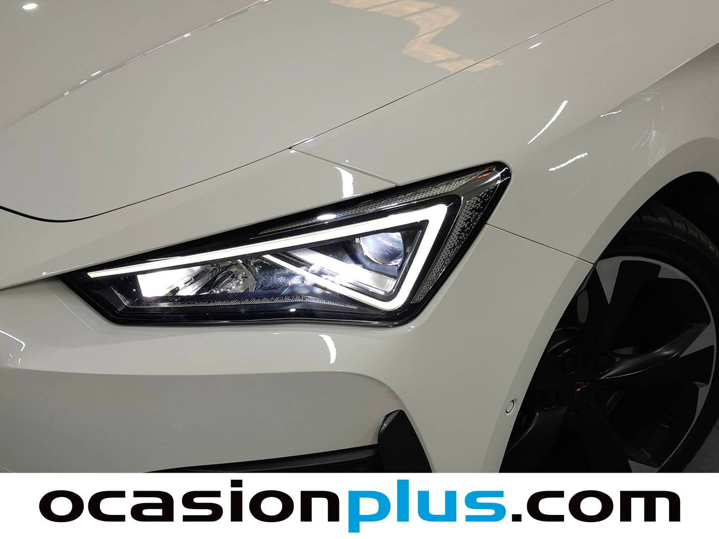 Paquetes del Cupra León CUPRA León 1.4 e-Hybrid DSG  (204 CV)
