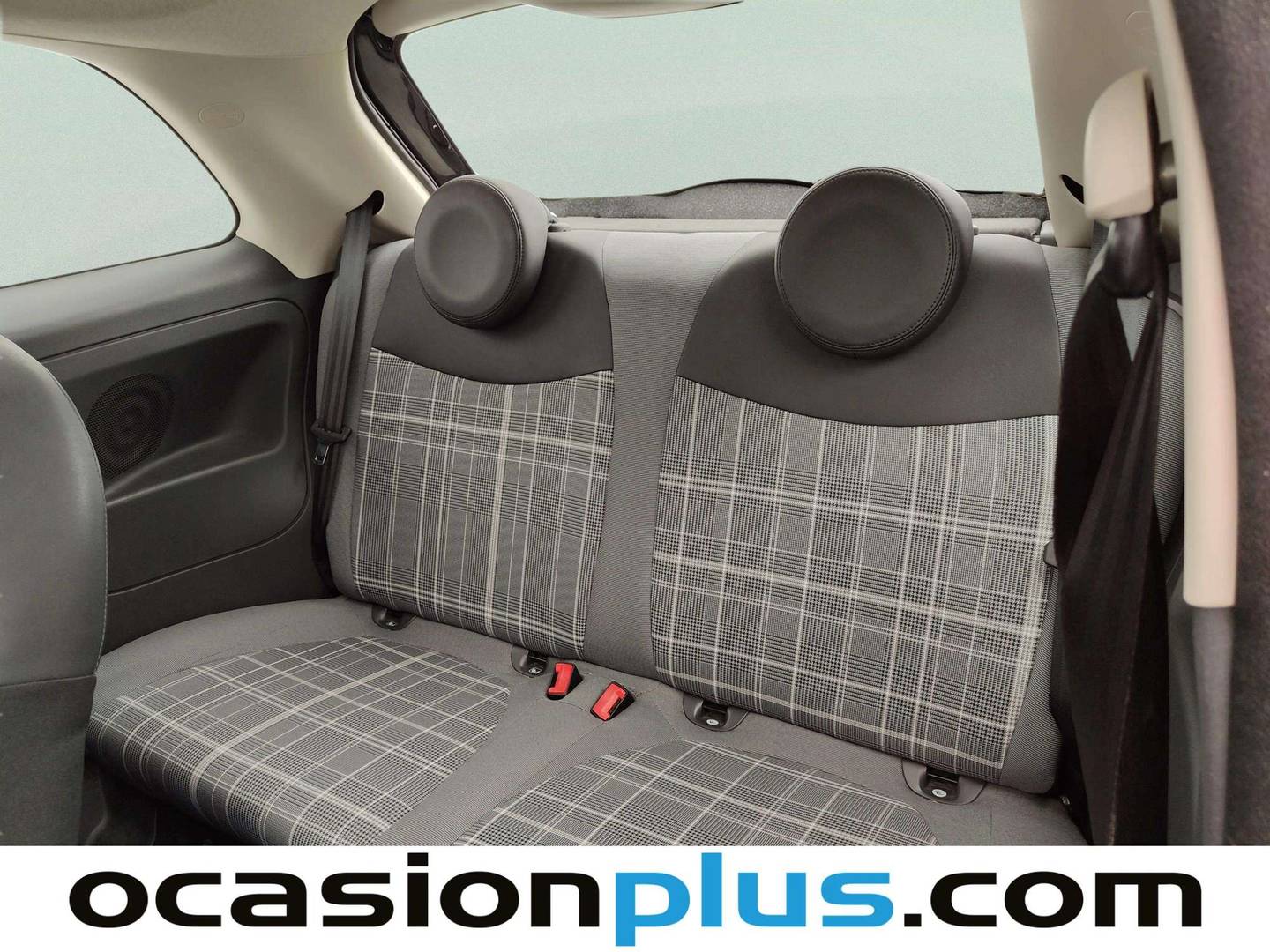 Foto asientos traseros Fiat 500 Fiat 500 1.2 8v Lounge (69 CV)