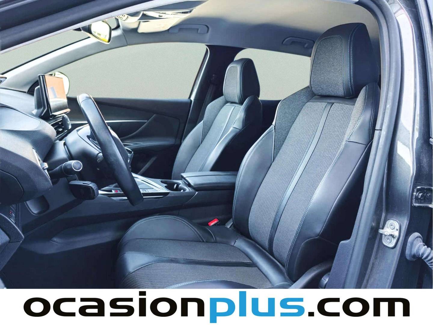 Foto asientos delanteros Peugeot 3008 Peugeot 3008 PureTech 130 S&S Allure (130 CV)