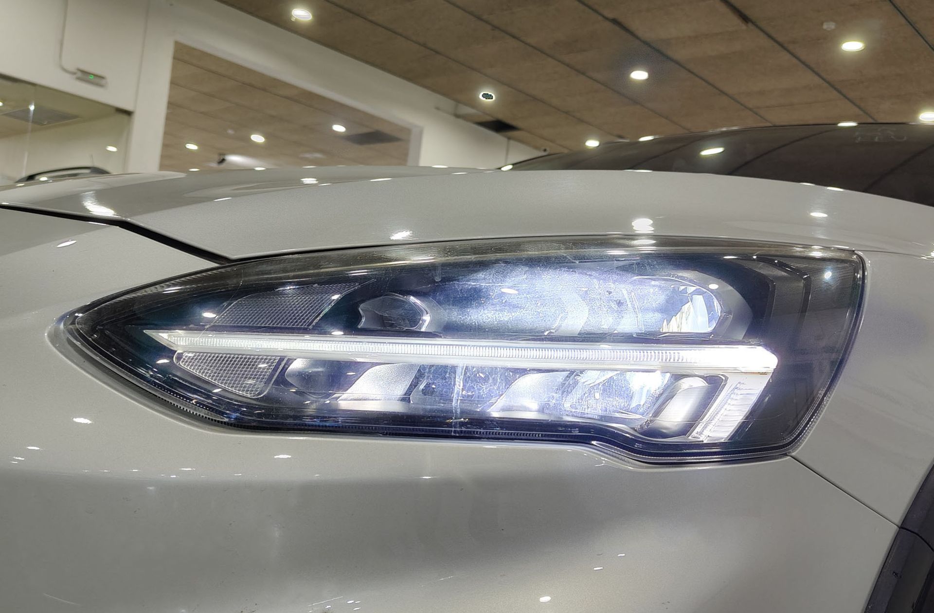 Ford Focus 1.0 EcoBoost Active - foto 15