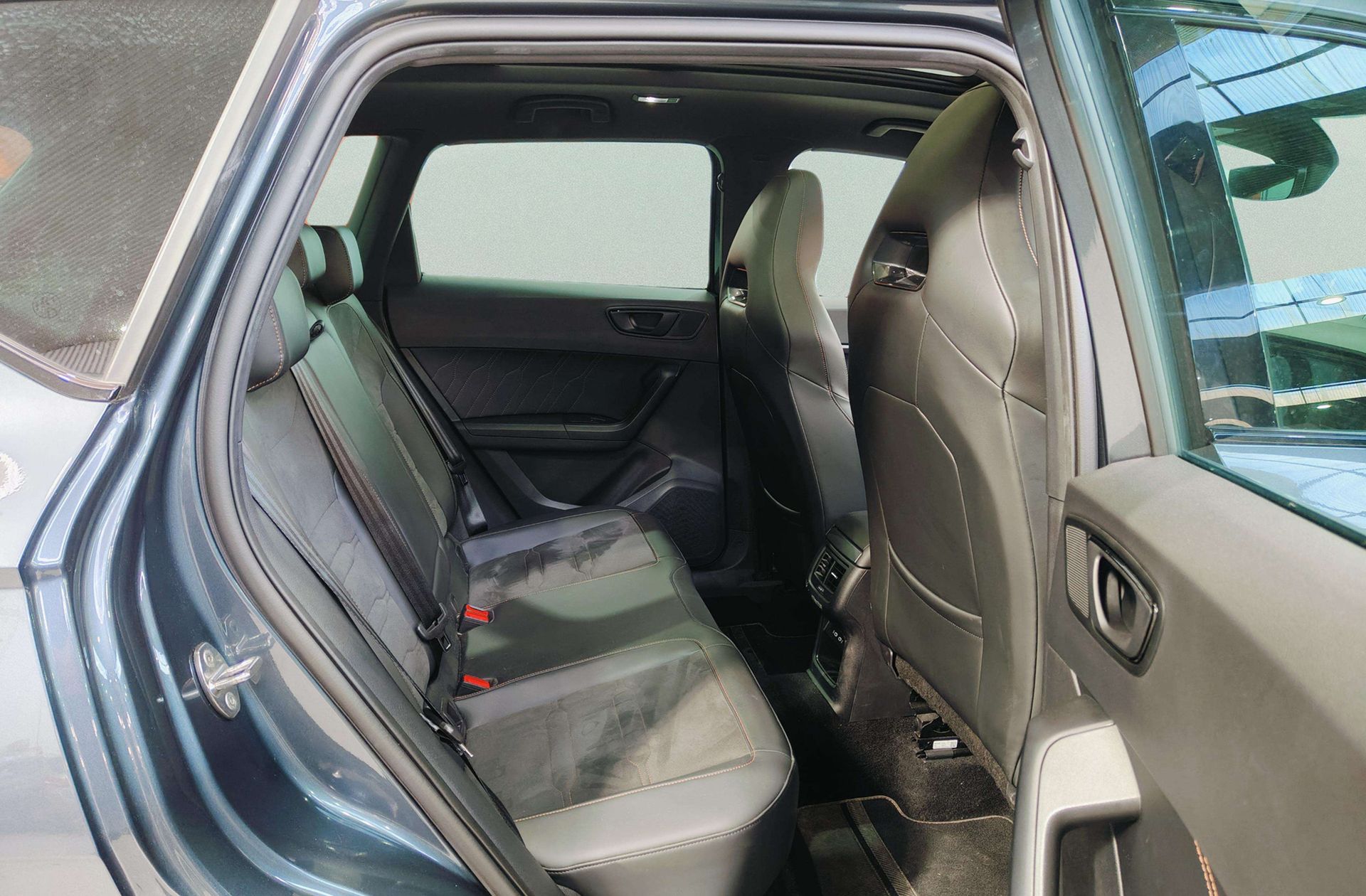 Cupra Ateca 2.0 TSI 4Drive DSG - foto 22