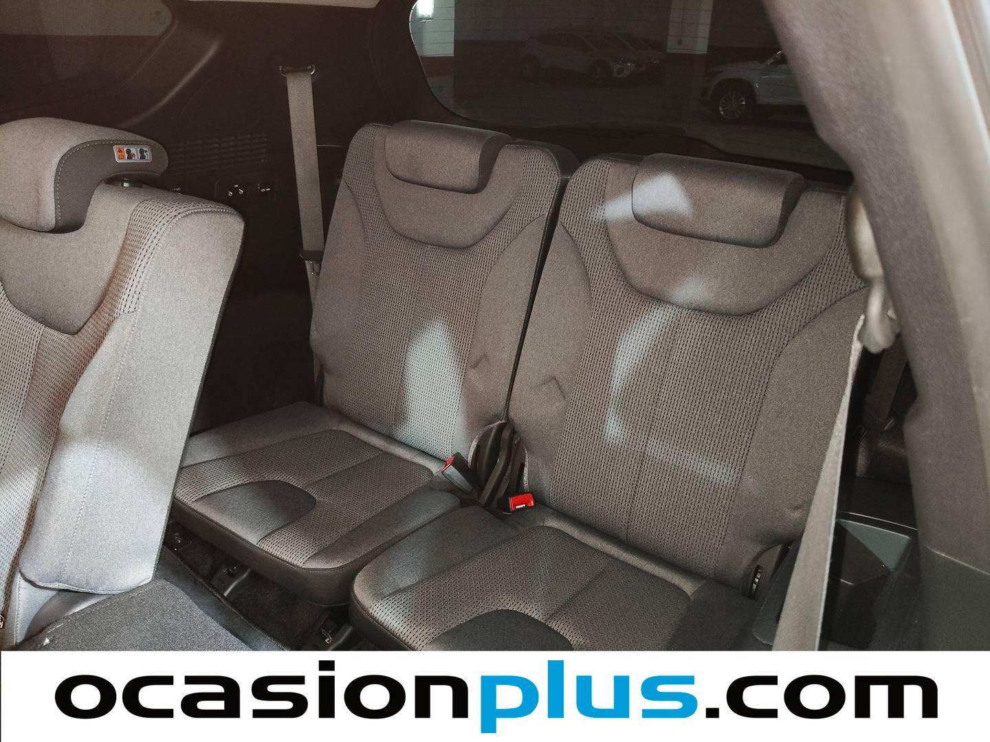 Extras y acabados del Hyundai Santa Fe Hyundai Santa Fe 2.2 CRDI Klass SR 4x2 (200 CV)