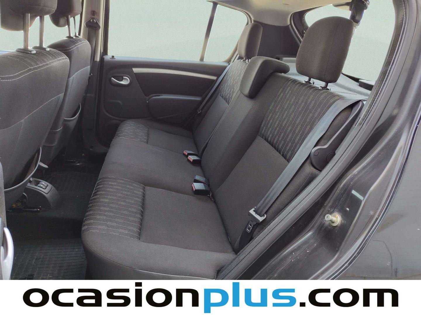 Foto asientos traseros Dacia Sandero Dacia Sandero Laureate 1.2 (75 CV)